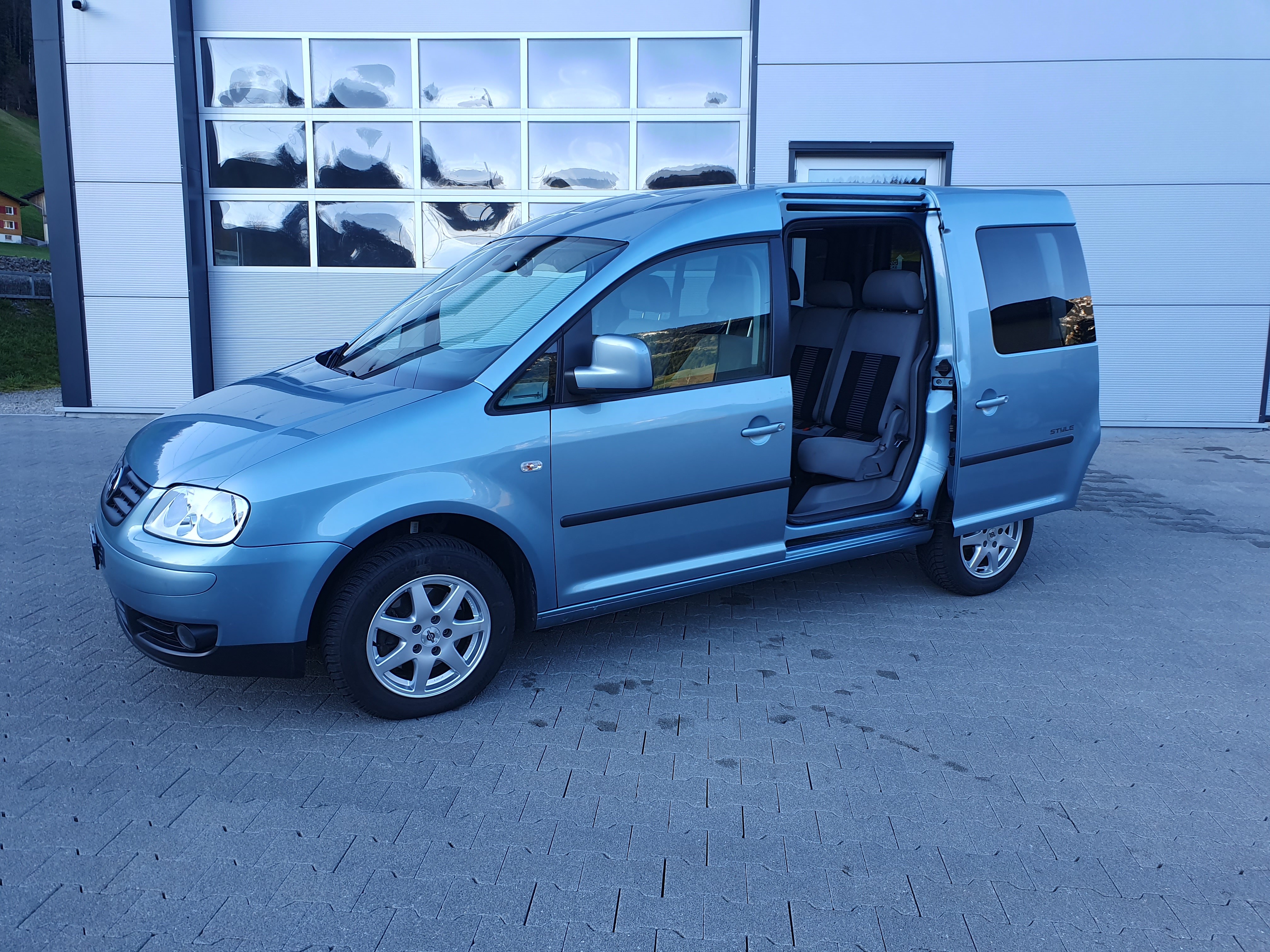 VW Caddy Life 1.9TDI PD 4Motion