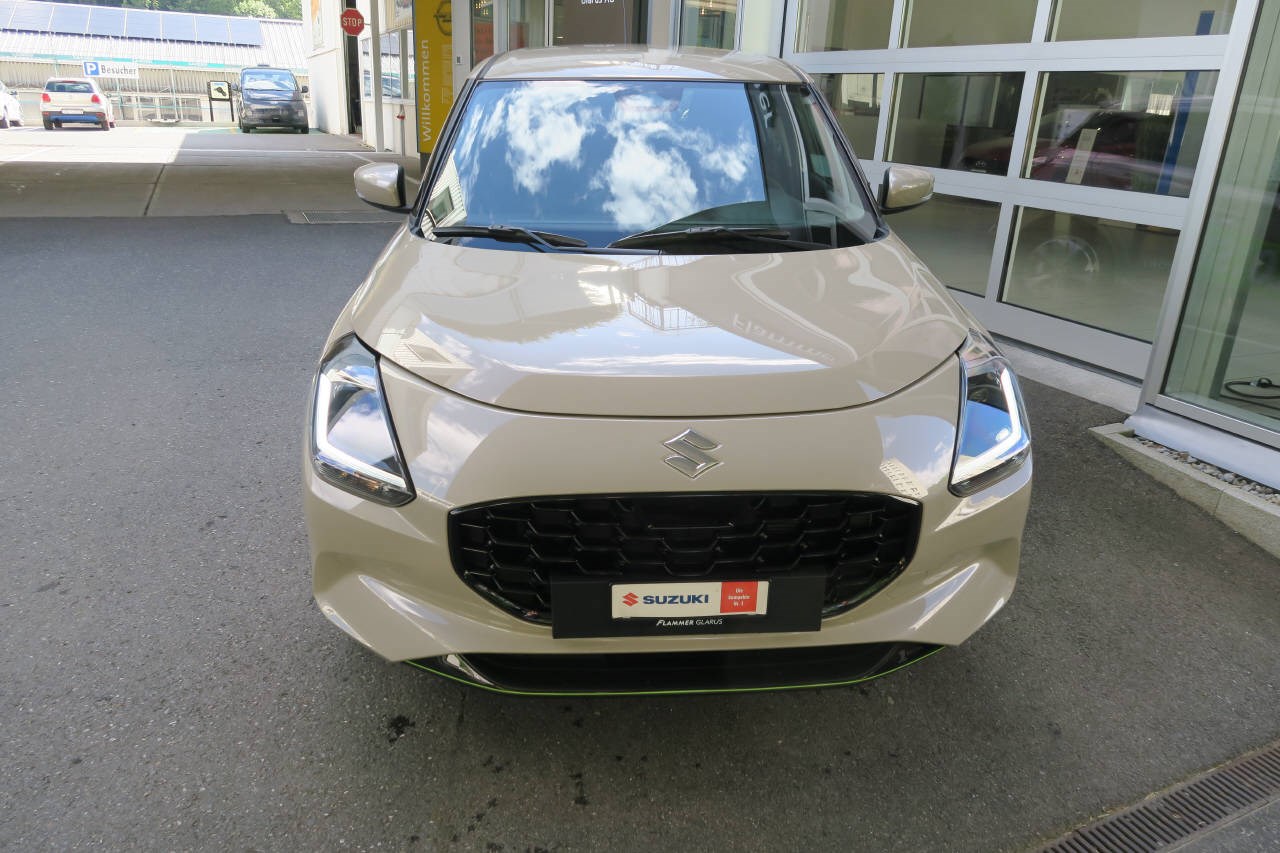 SUZUKI Swift 1.2 1st Edition Top Hybrid 4x4