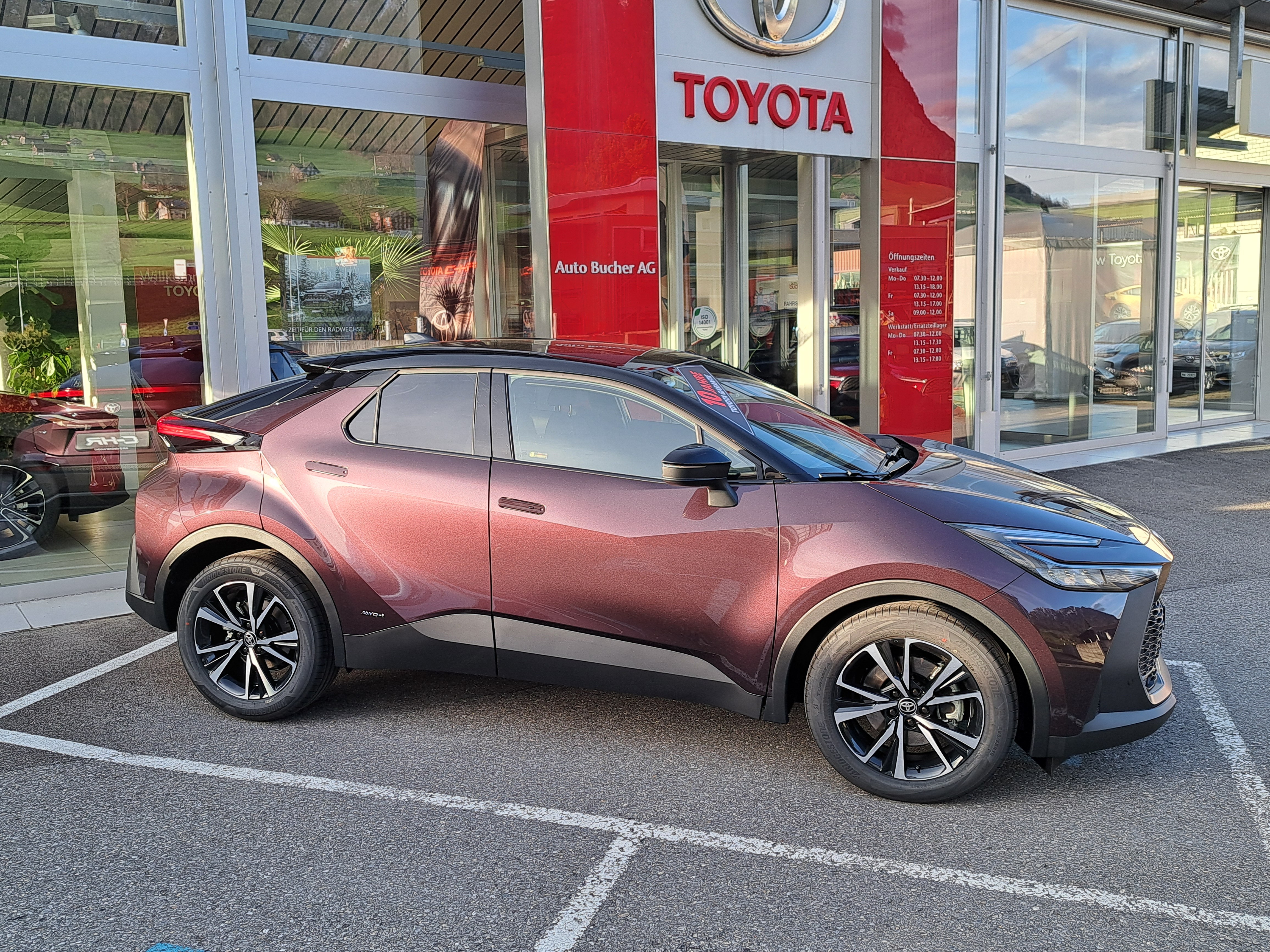 TOYOTA C-HR 2.0 HSD CVT Trend 4WD