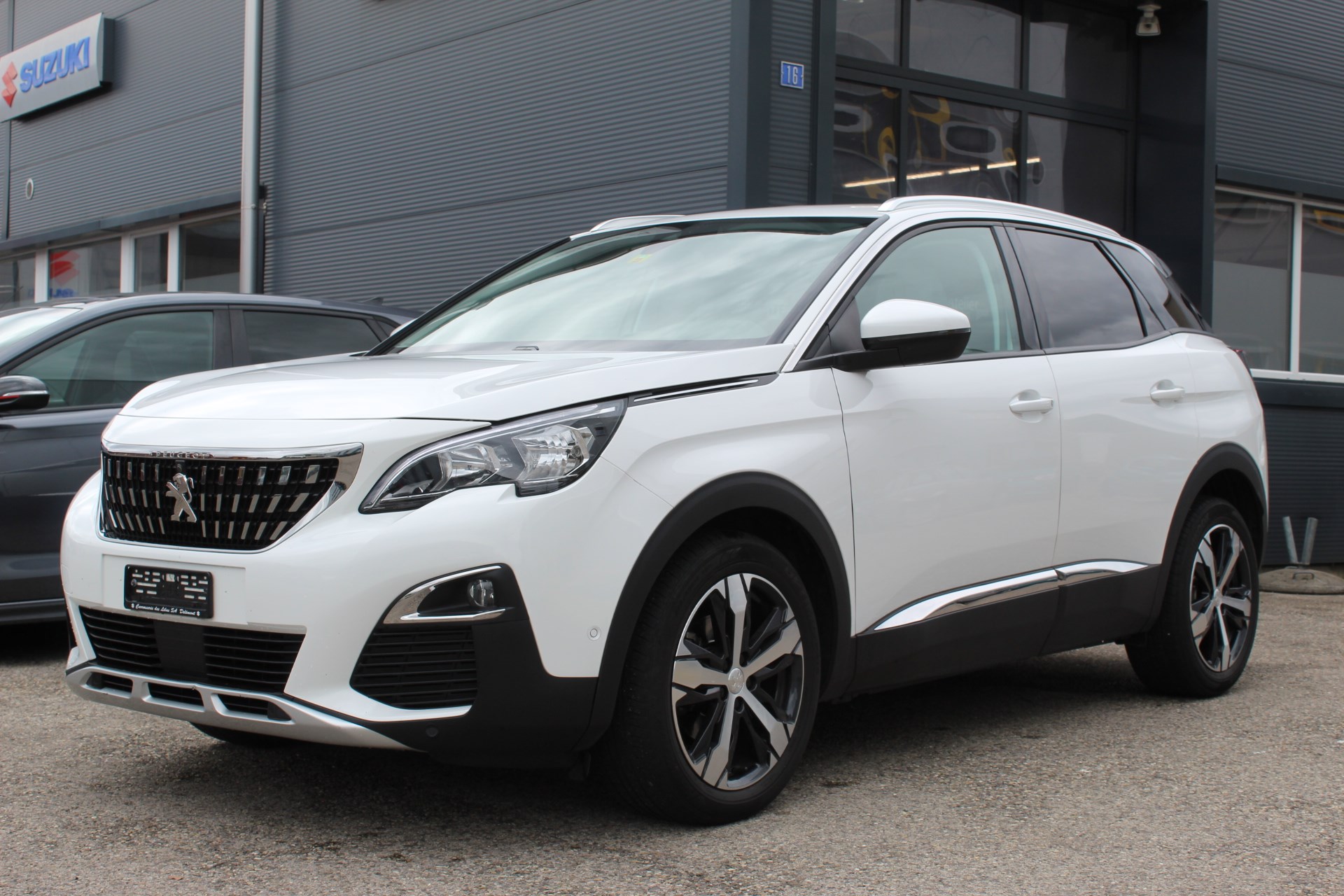 PEUGEOT 3008 1.2 PureTech Allure EAT