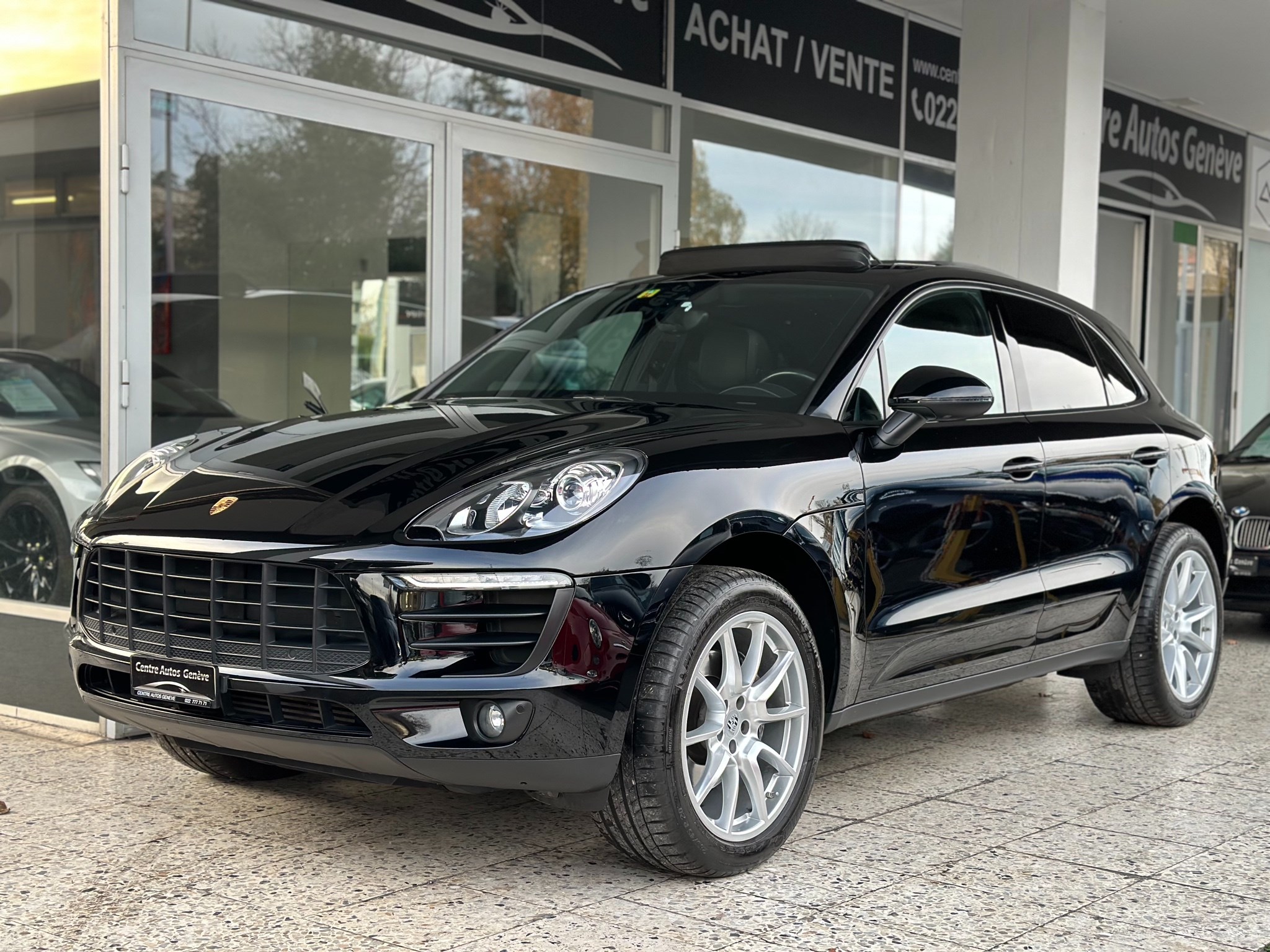 PORSCHE Macan PDK