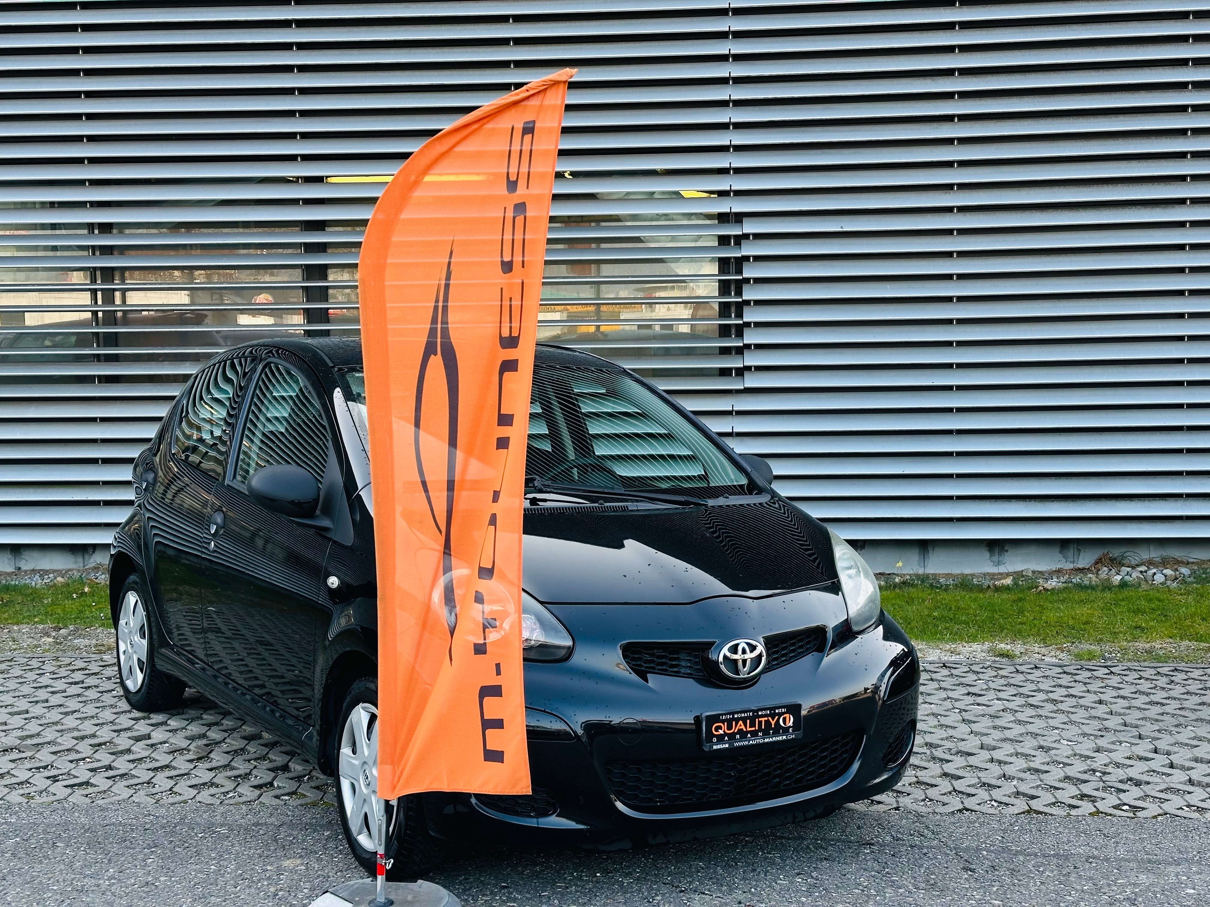 TOYOTA Aygo 1.0 Linea Sol