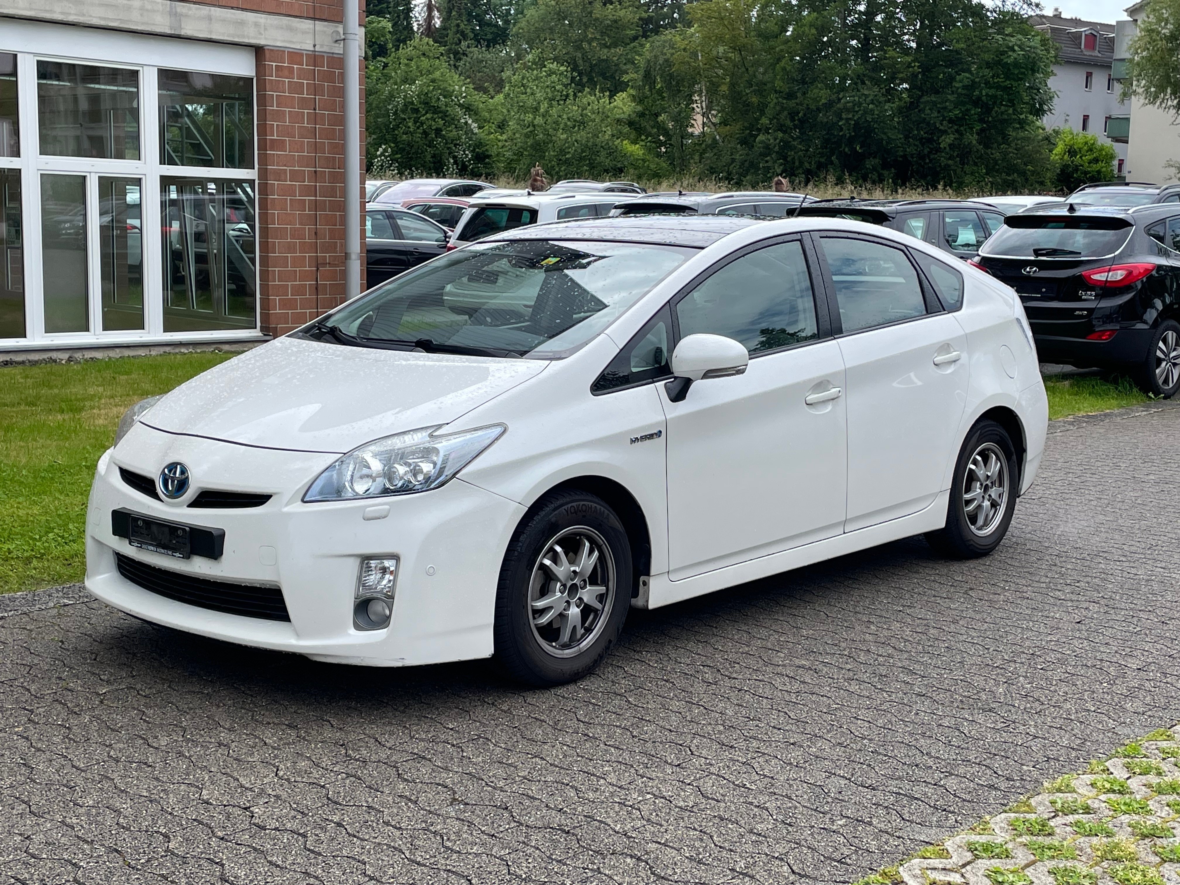 TOYOTA Prius 1.8 16V HSD Sol Premium