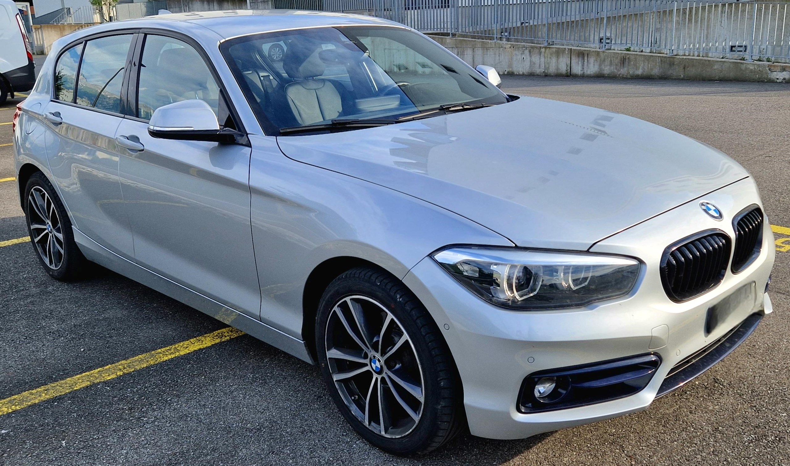 BMW 118d xDrive Edition Sport Line