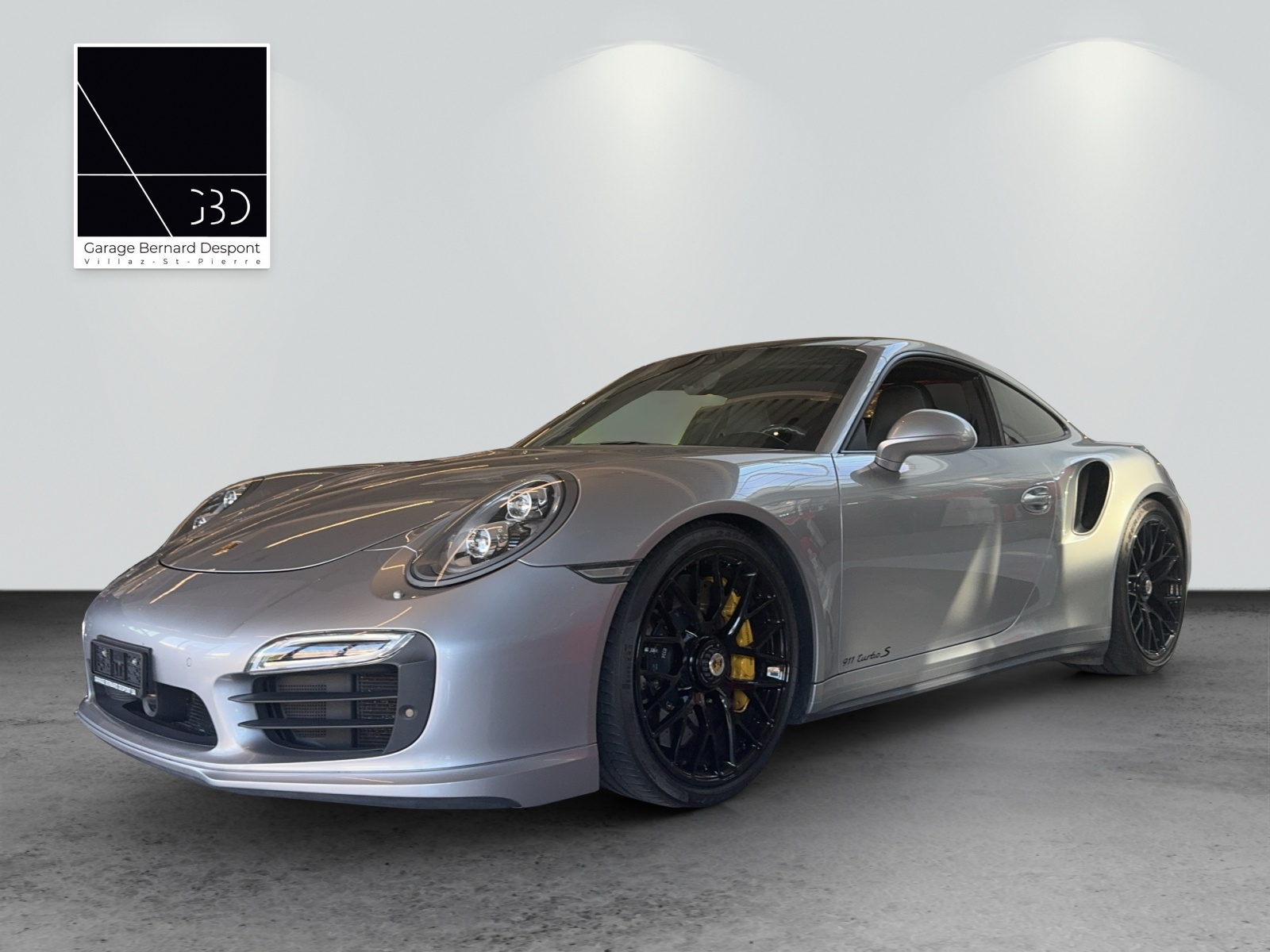 PORSCHE 911 Turbo S PDK