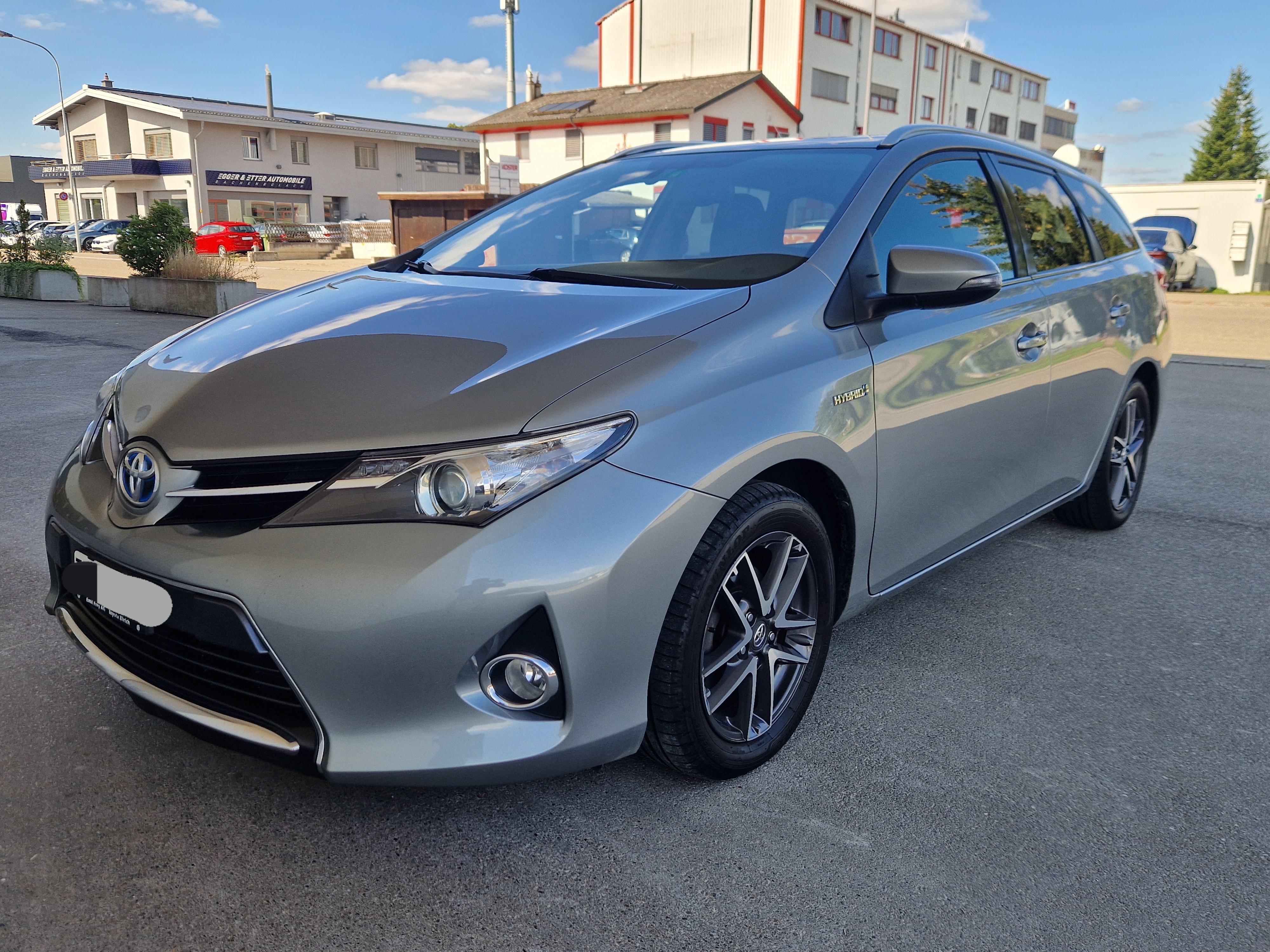 TOYOTA Auris Touring Sports 1.8 16V HSD Linea Trend