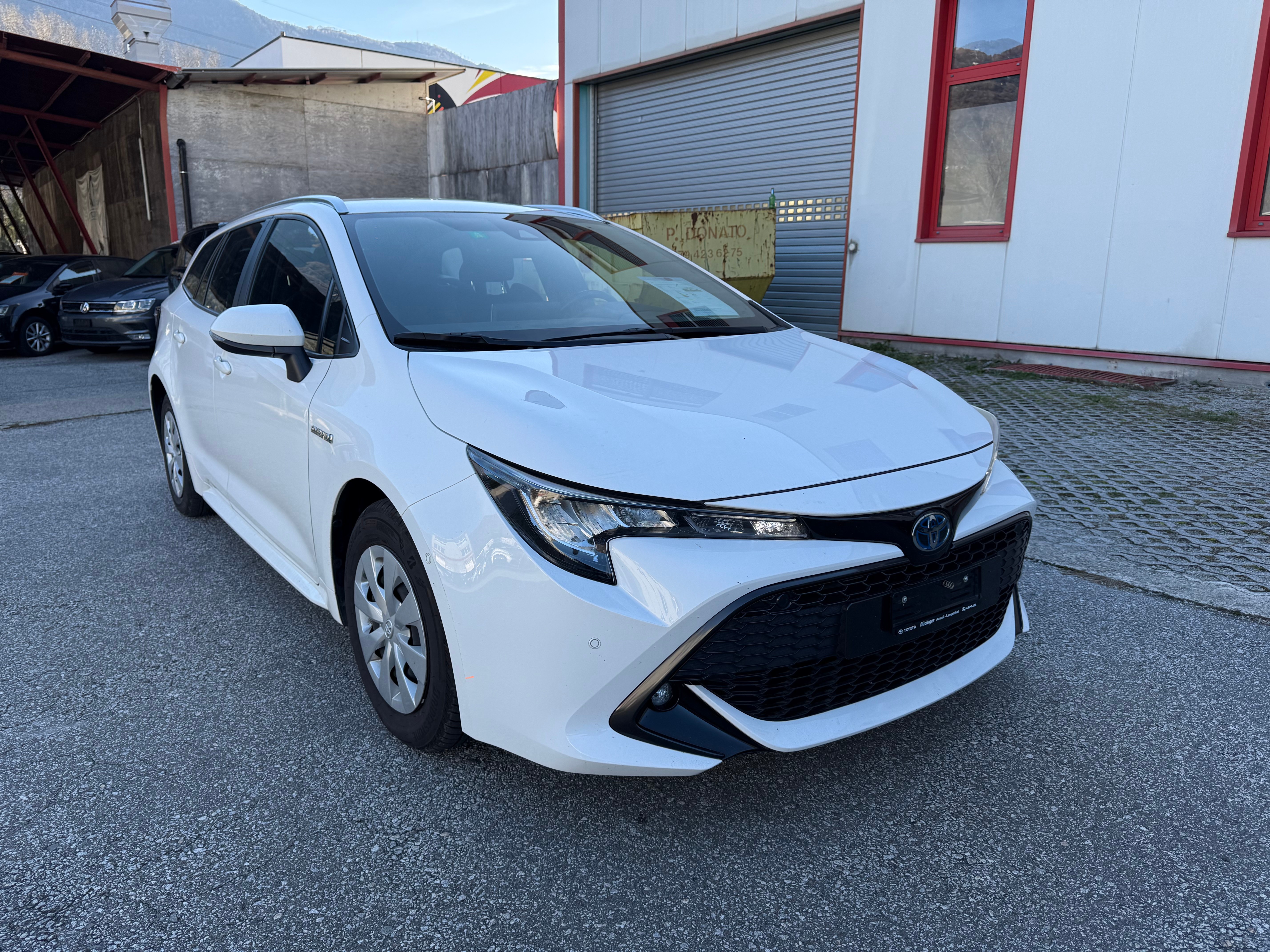 TOYOTA Corolla Touring Sports 1.8 HSD Comfort e-CVT