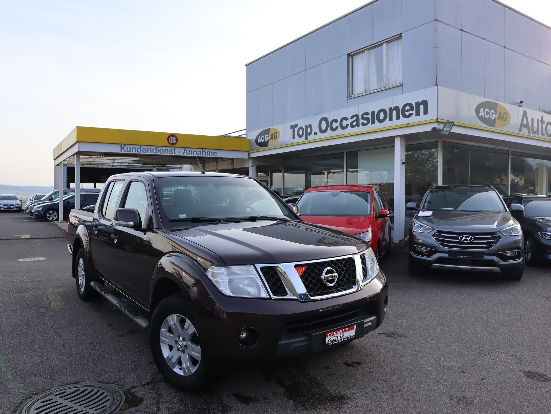 NISSAN Navara Double Cab LE 2.5 dCi 4WD Automat ** Anhängerkupplung ** Klimaanlage ** Frisch ab MFK **