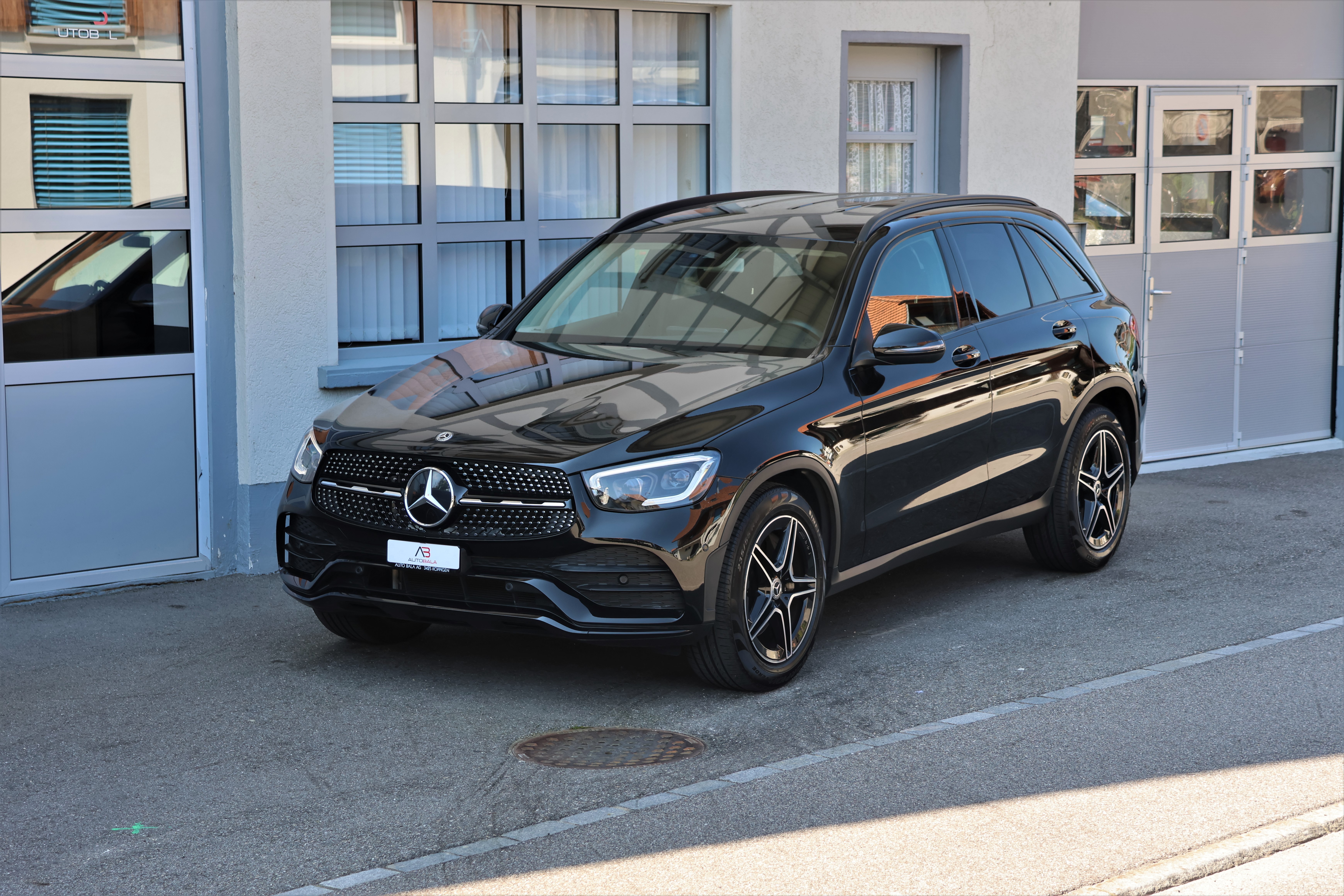 MERCEDES-BENZ GLC 220 d AMG Line 4Matic 9G-Tronic (CH)