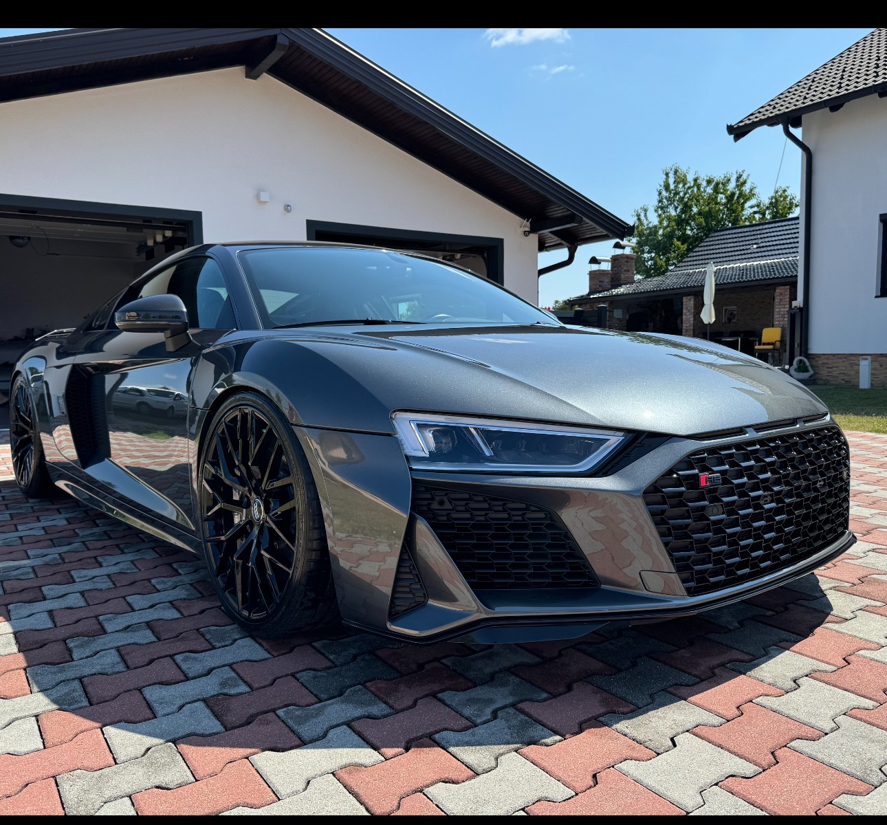 AUDI R8 Coupé 5.2 plus S-Tronic