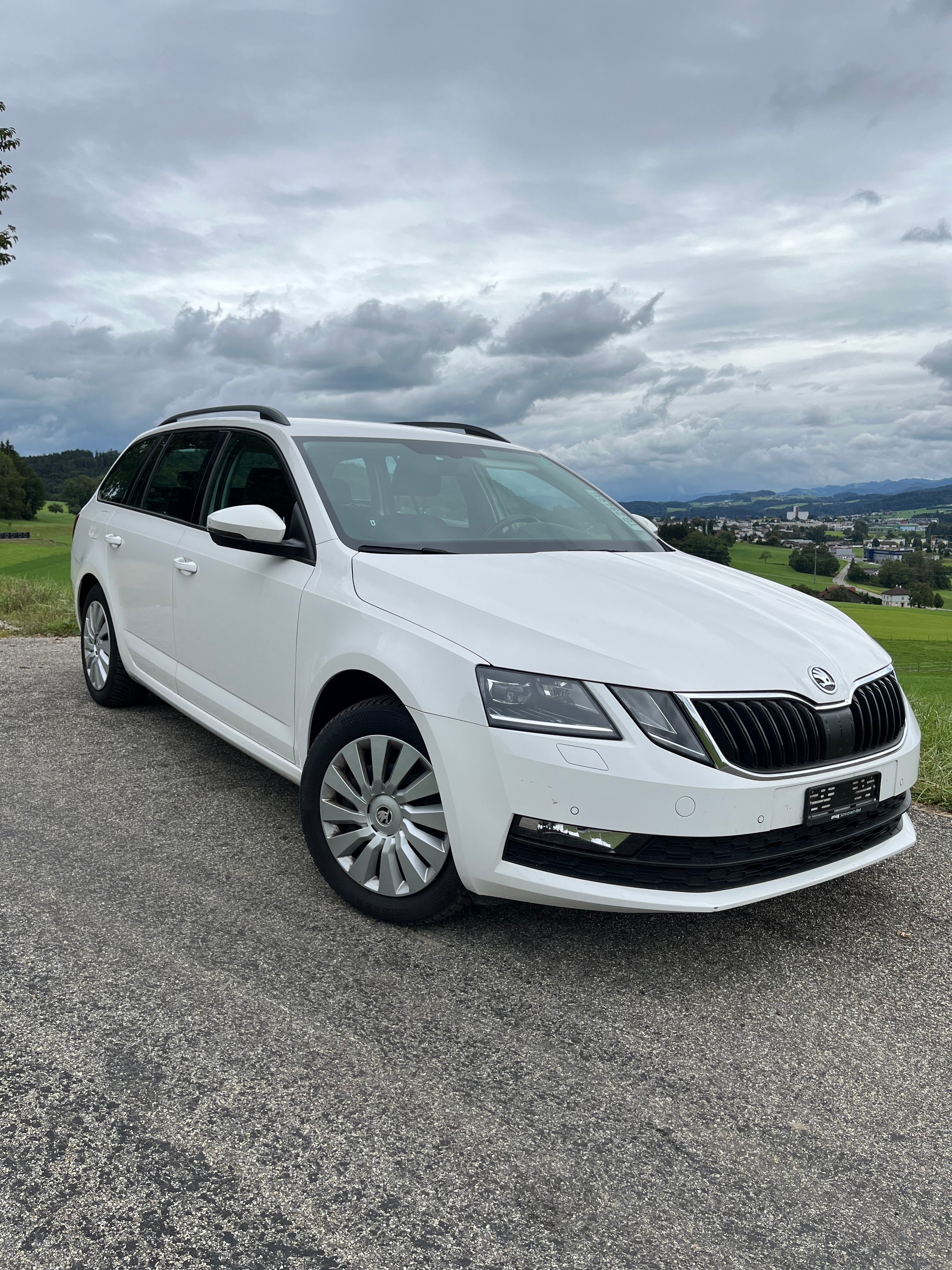 SKODA Octavia Combi 1.6 TDI Ambition DSG