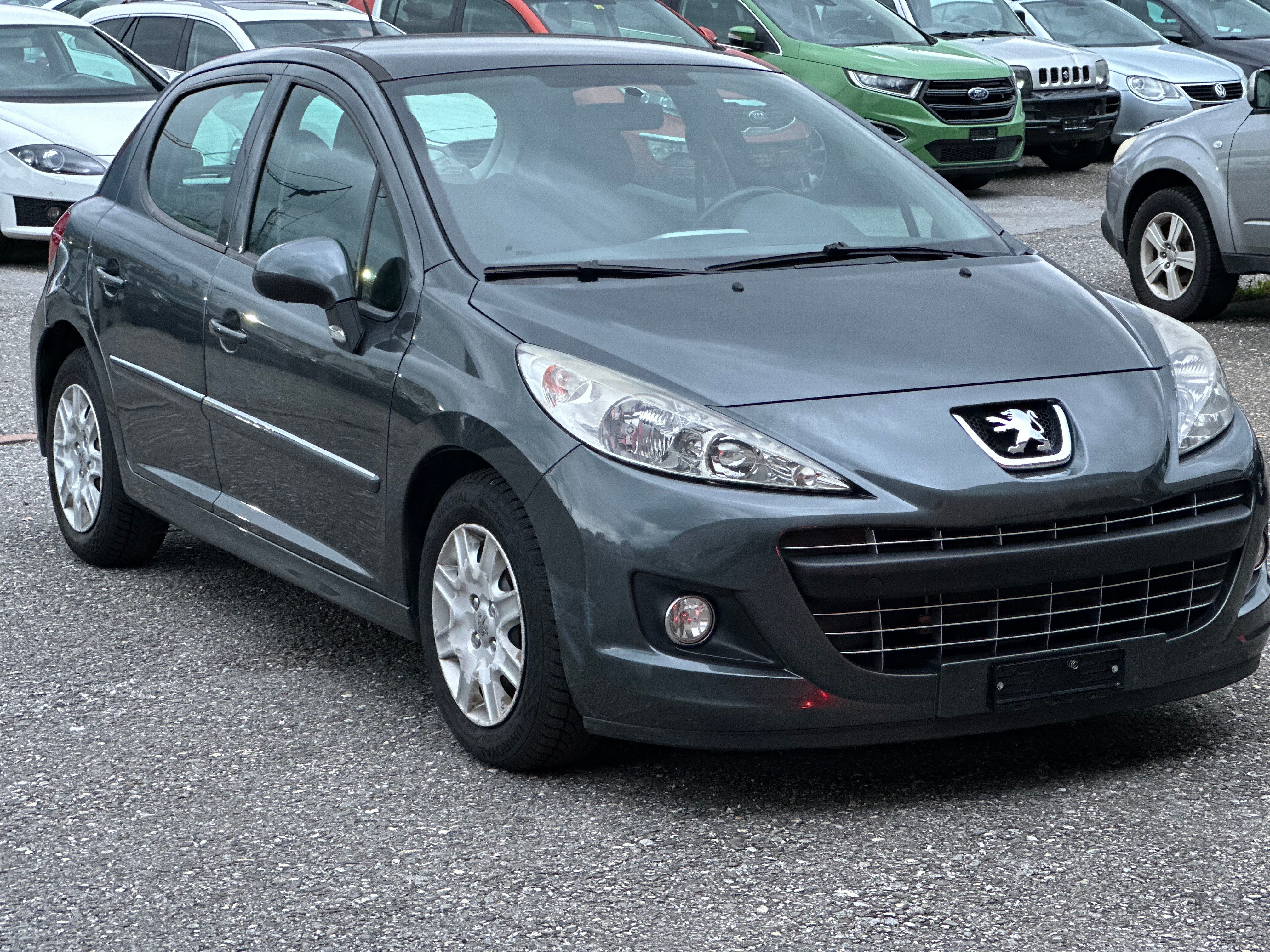 PEUGEOT 207 1.4 16V Sport