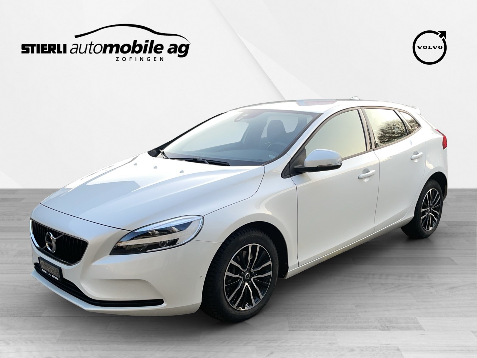 VOLVO V40 2.0 D3 Momentum S/S