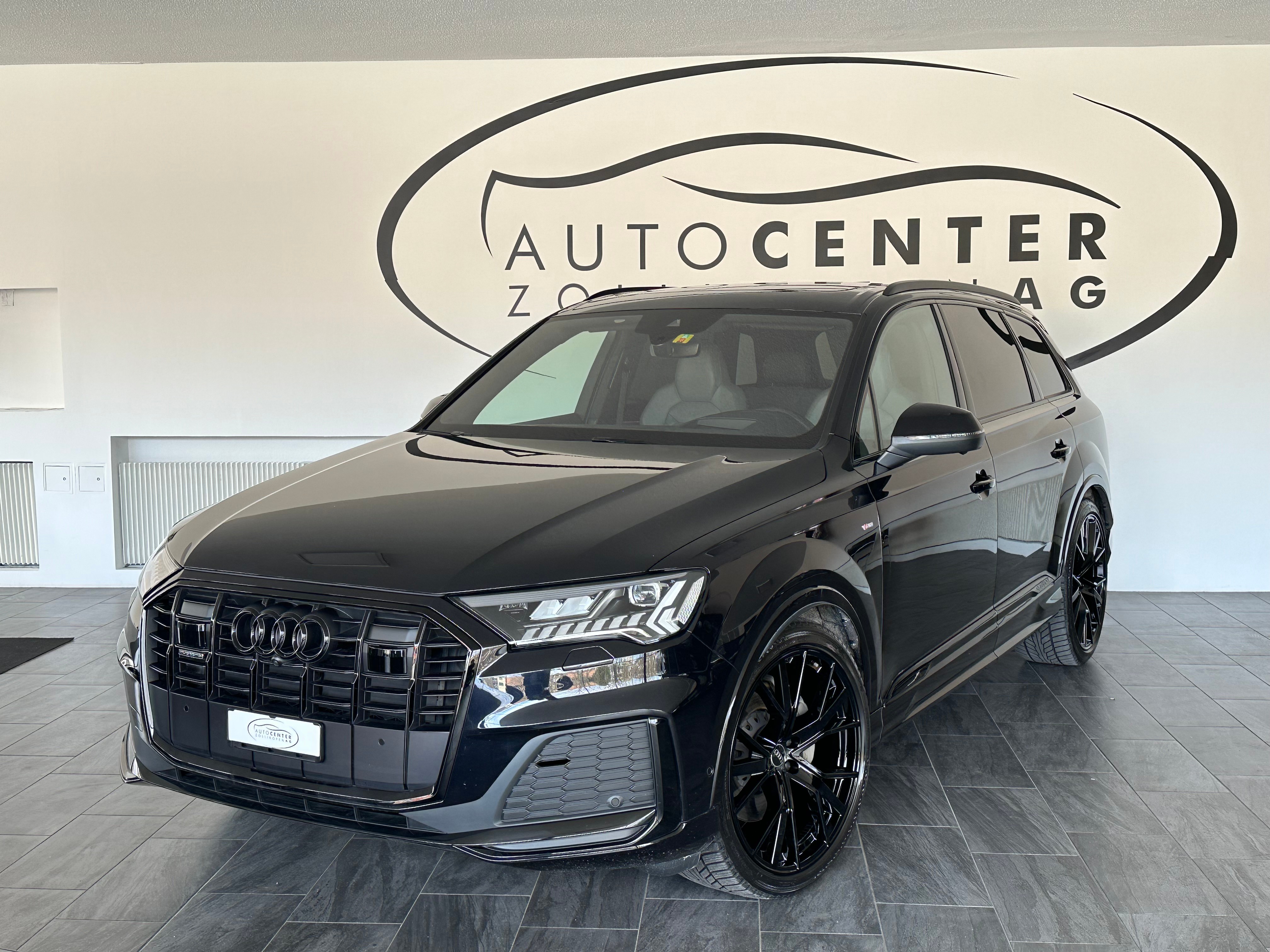 AUDI Q7 50 TDI quattro S Line tiptronic