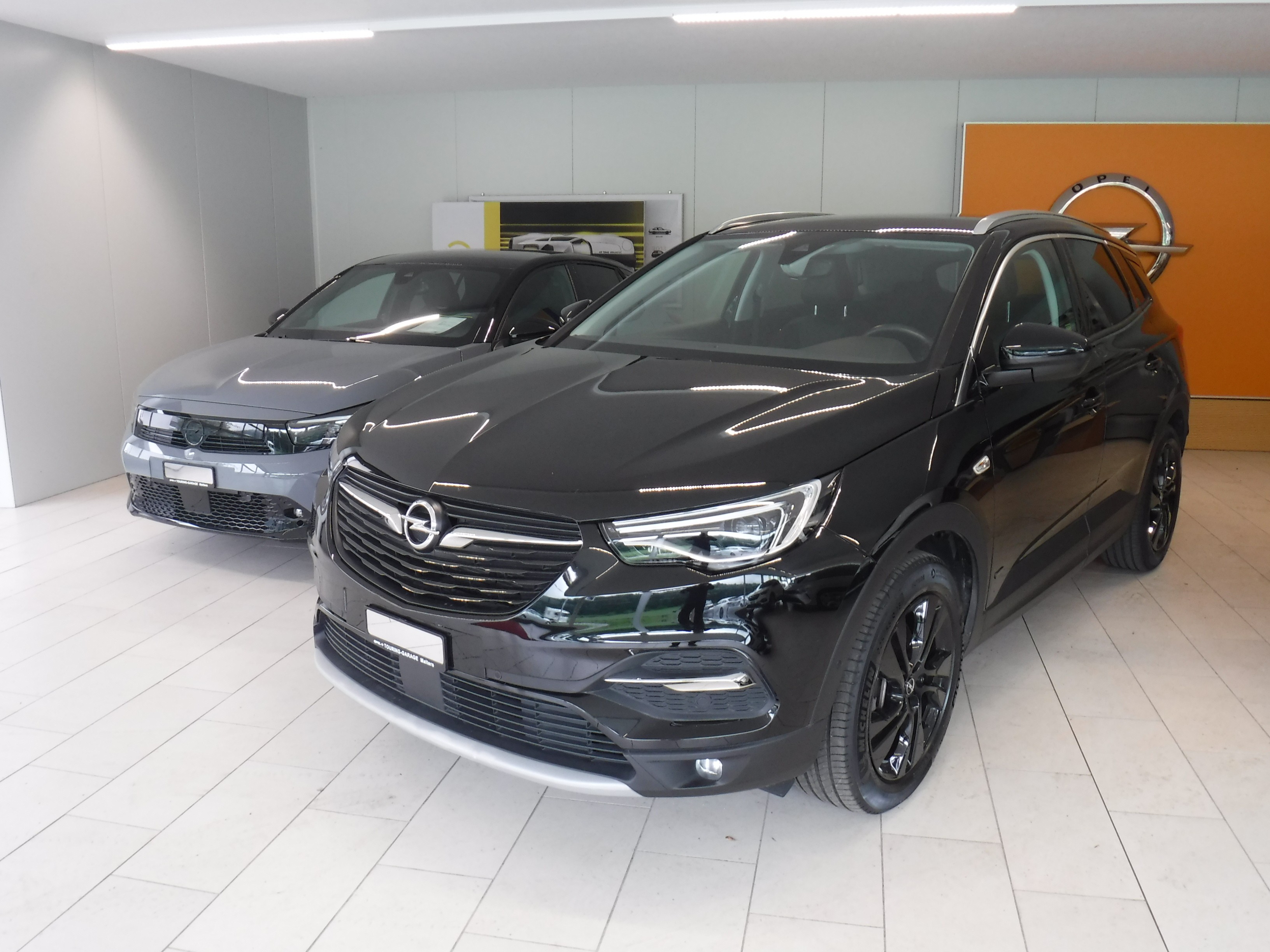 OPEL Grandland X 1.6 Hybrid4 Excellence Automatik