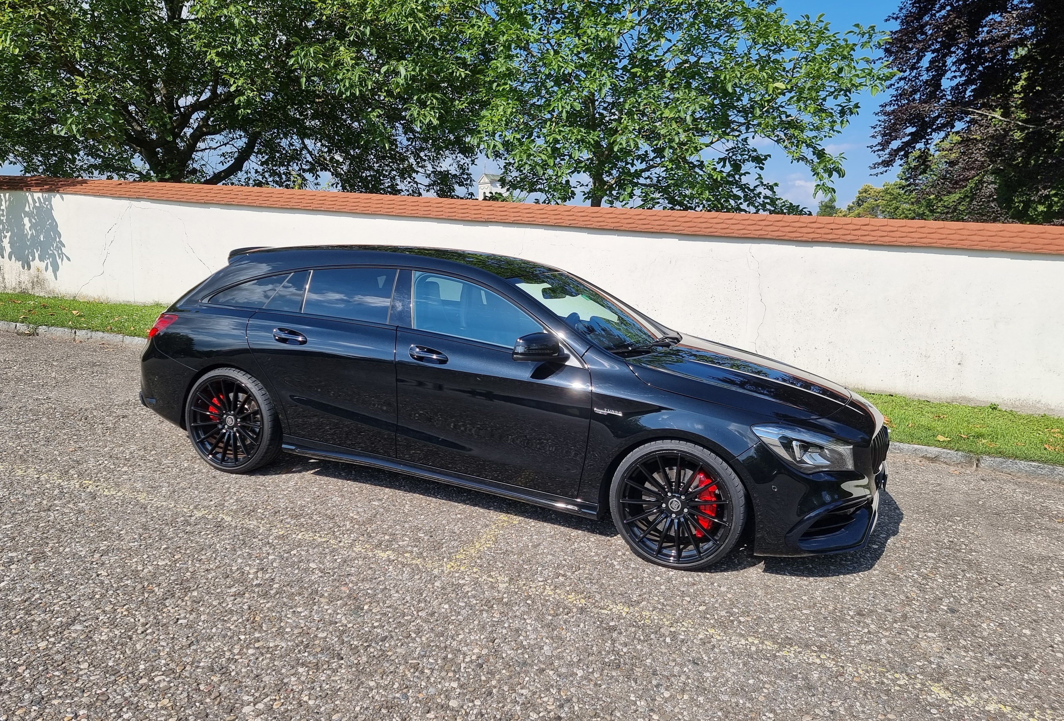 MERCEDES-BENZ CLA Shooting Brake 45 AMG 4Matic Speedshift