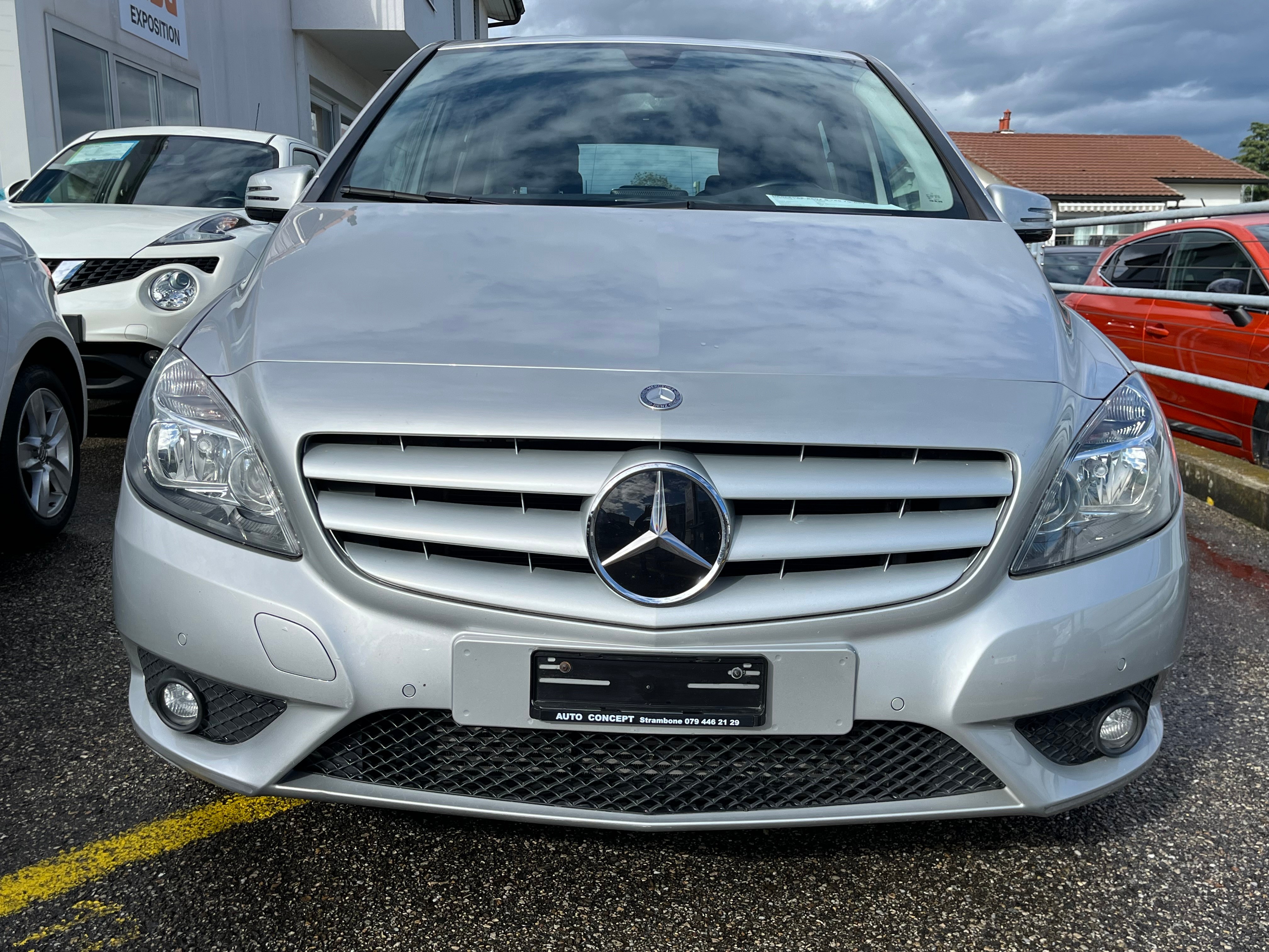 MERCEDES-BENZ B 180 7G-DCT