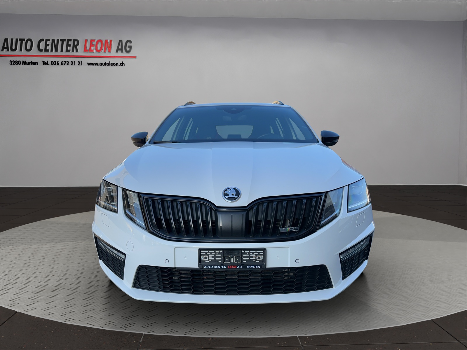 SKODA Octavia Combi 2.0 TSI RS Prag DSG