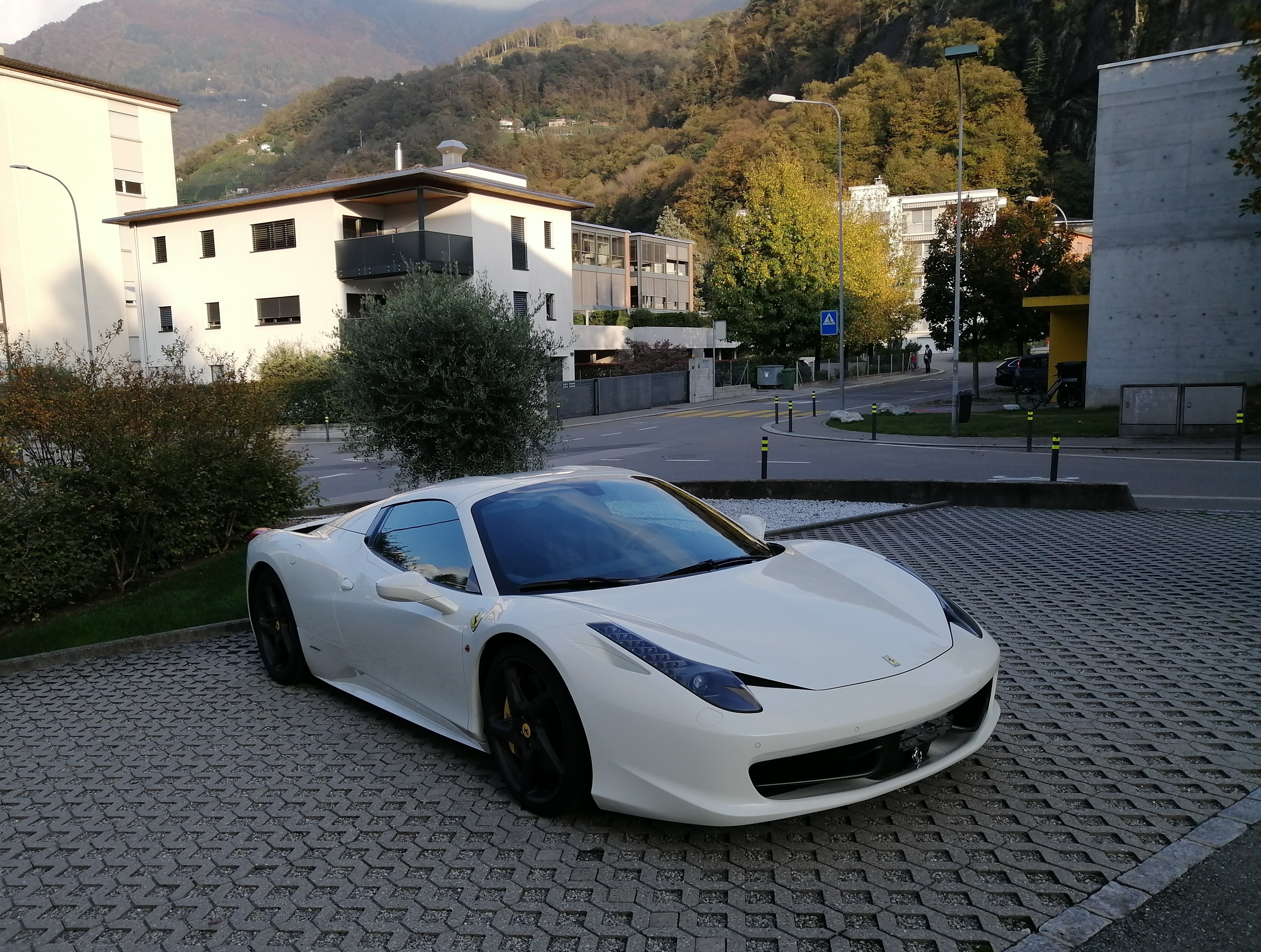 FERRARI 458 Spider Italia 4.5 V8