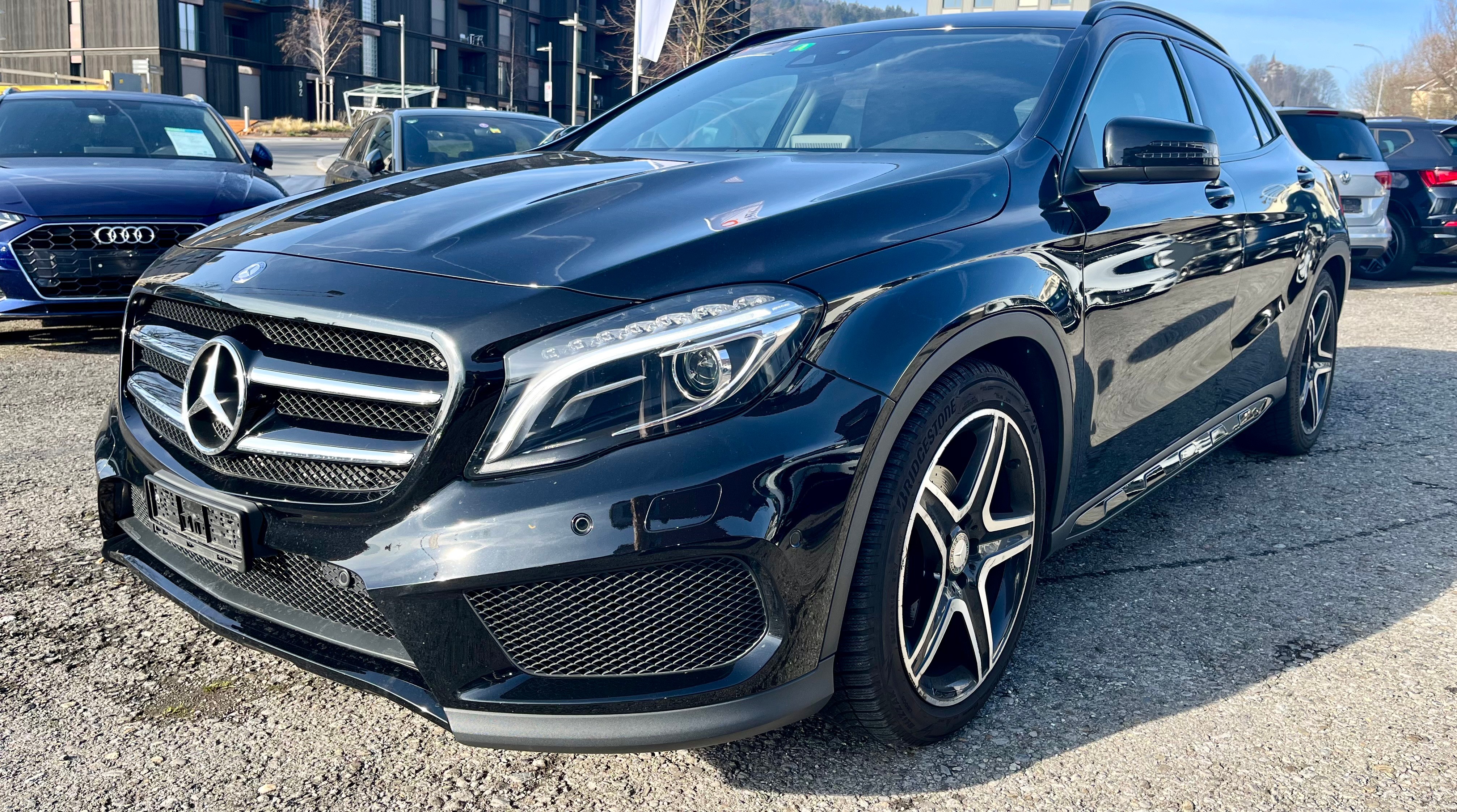 MERCEDES-BENZ GLA 200 d Swiss Star Edition AMG 4Matic 7G-DCT