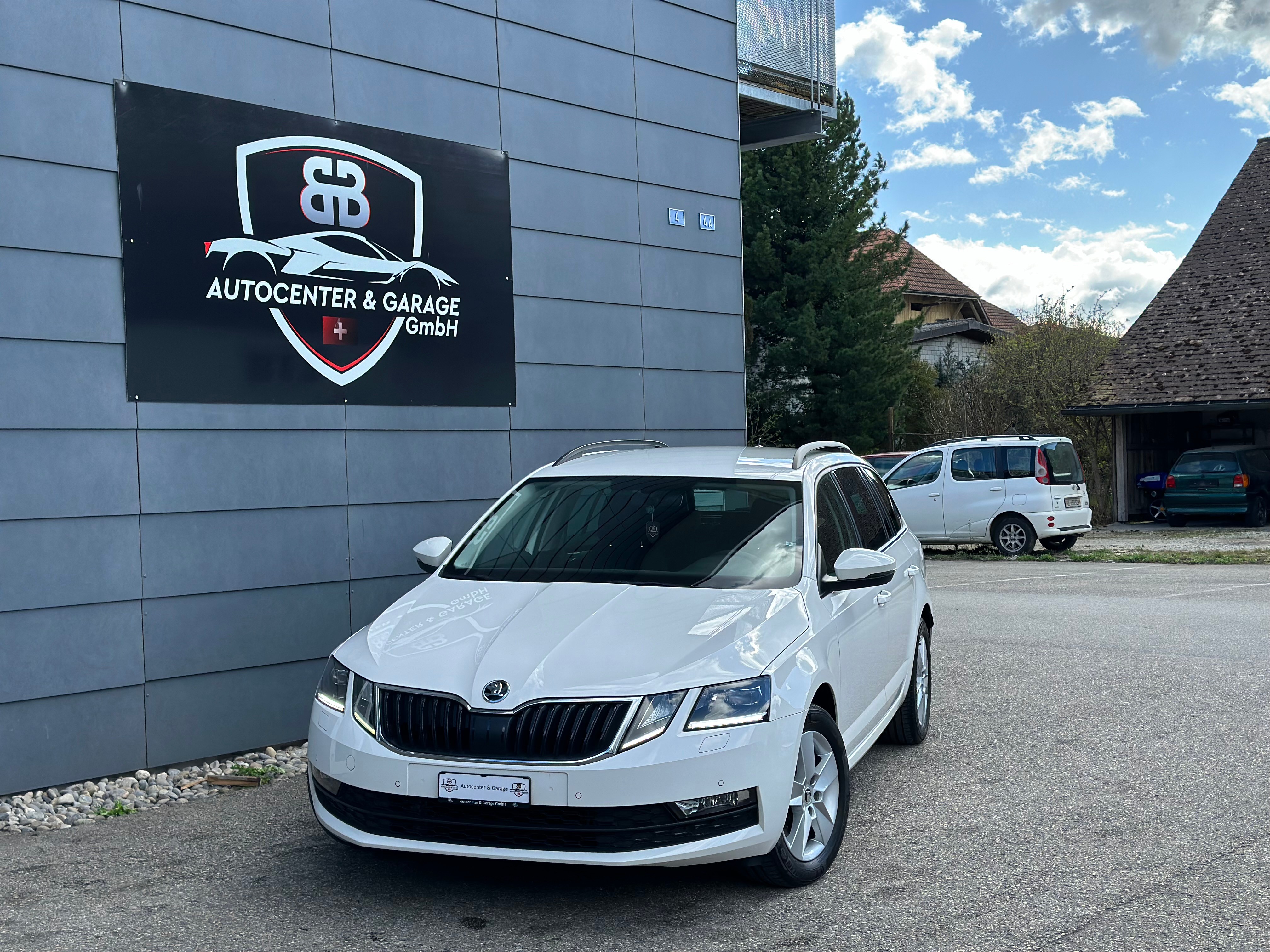 SKODA Octavia Combi 2.0 TDI Ambition 4x4 DSG