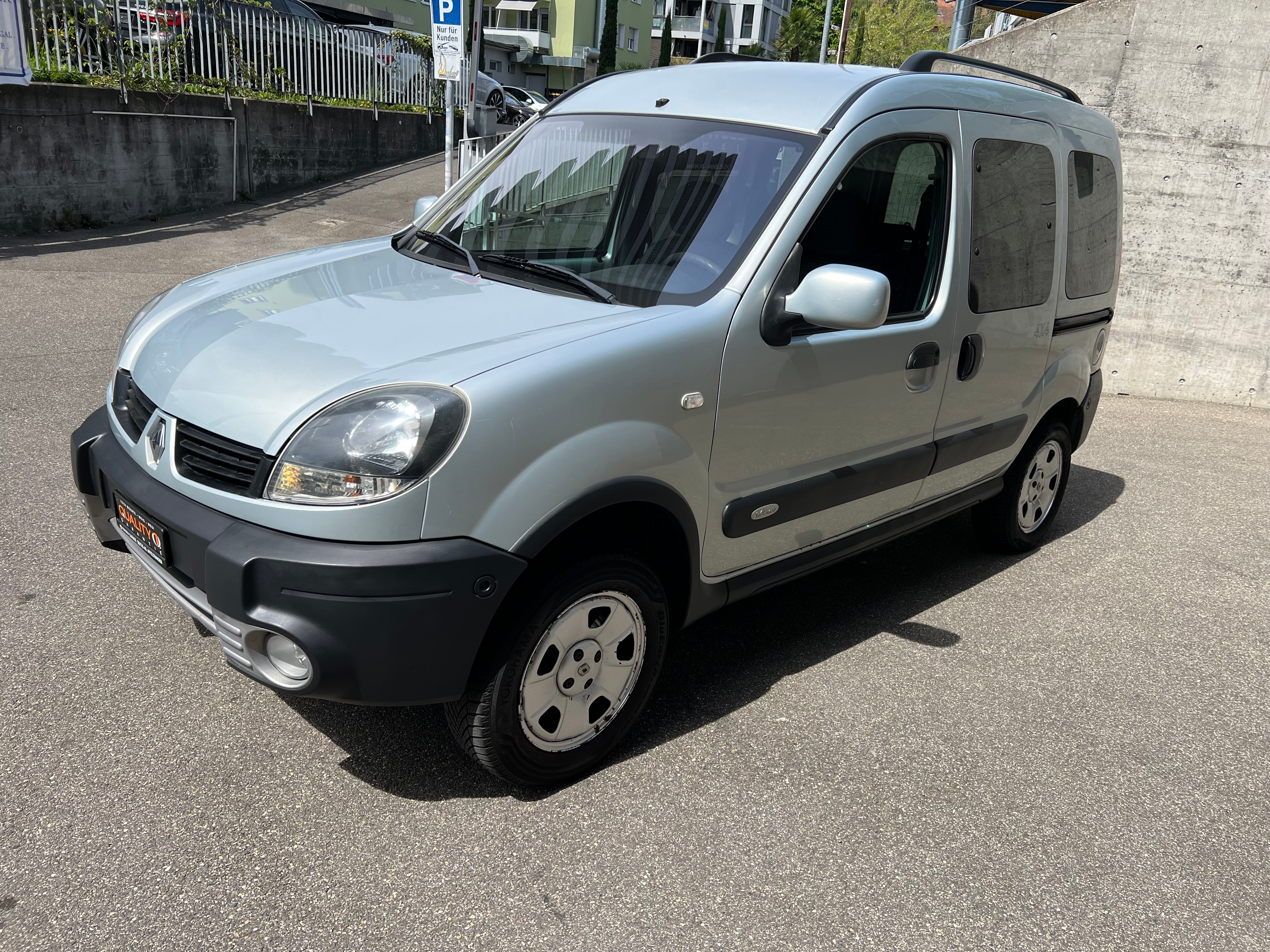 RENAULT Kangoo 1.6 16V Privilège 4x4