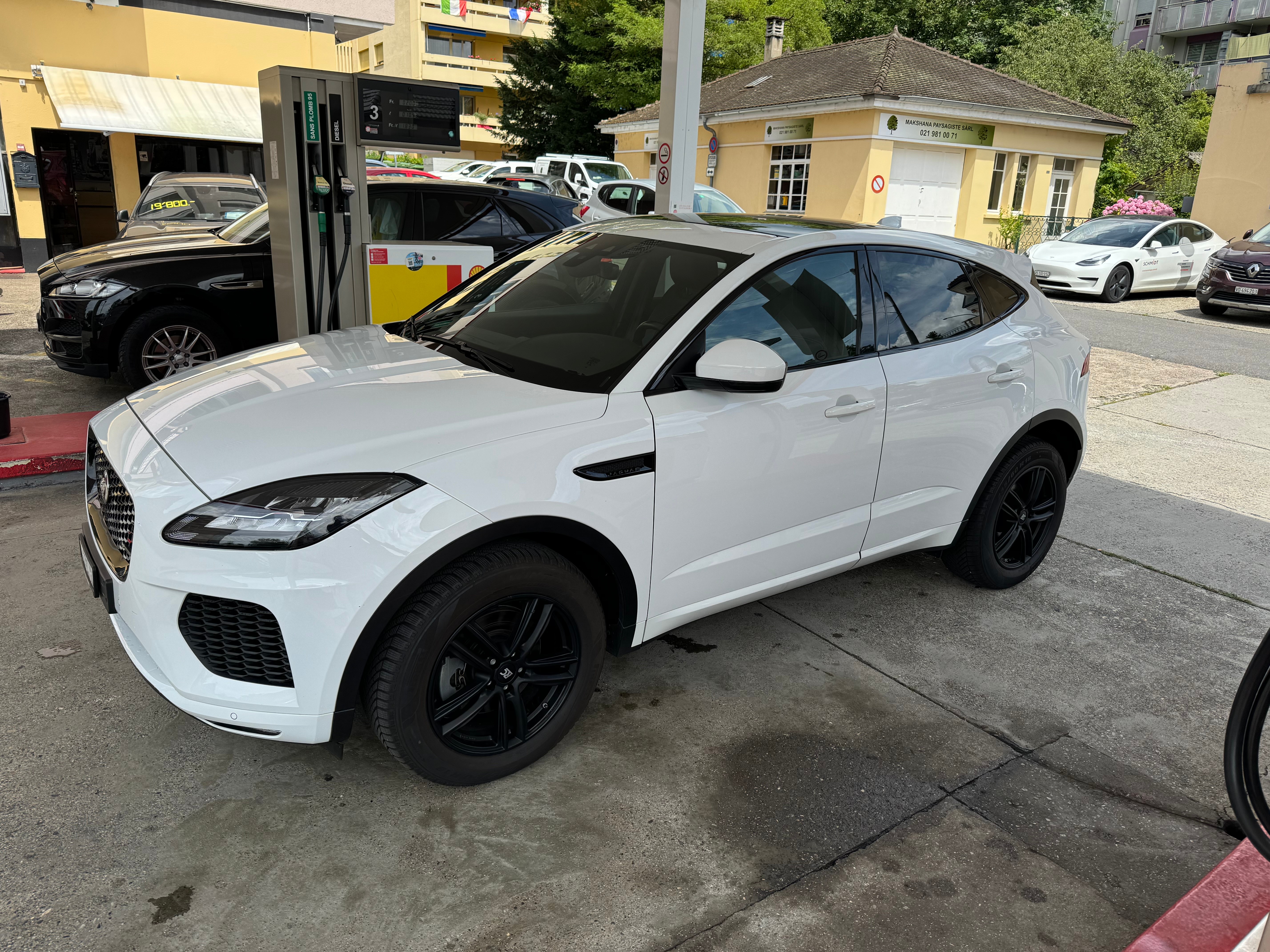 JAGUAR E-Pace 2.0d D150 R-Dynamic SE AWD Automatik