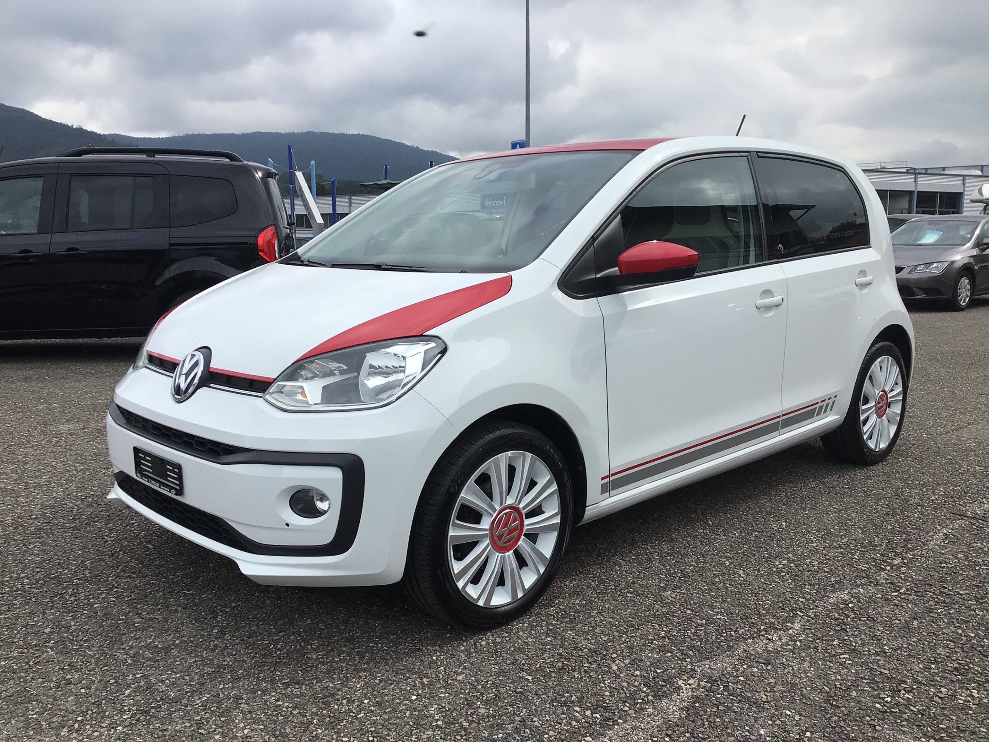 VW Up 1.0 BMT beats