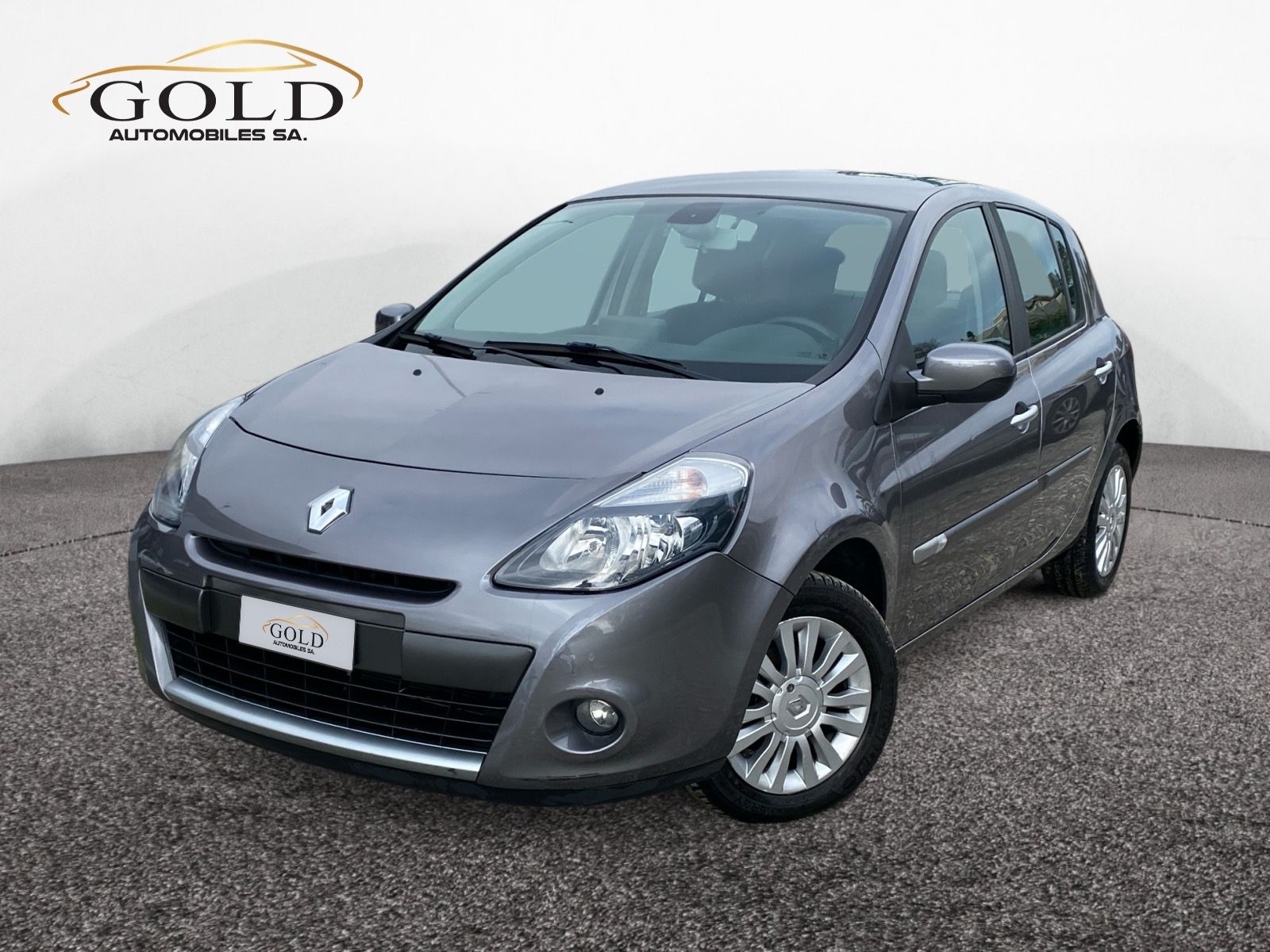 RENAULT Clio 1.6 16V Dynamique Automatic