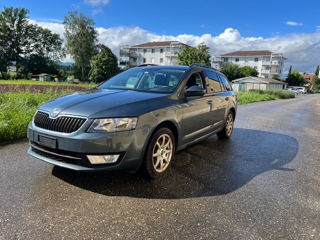 SKODA Octavia Combi 2.0 TDI Ambition 4x4