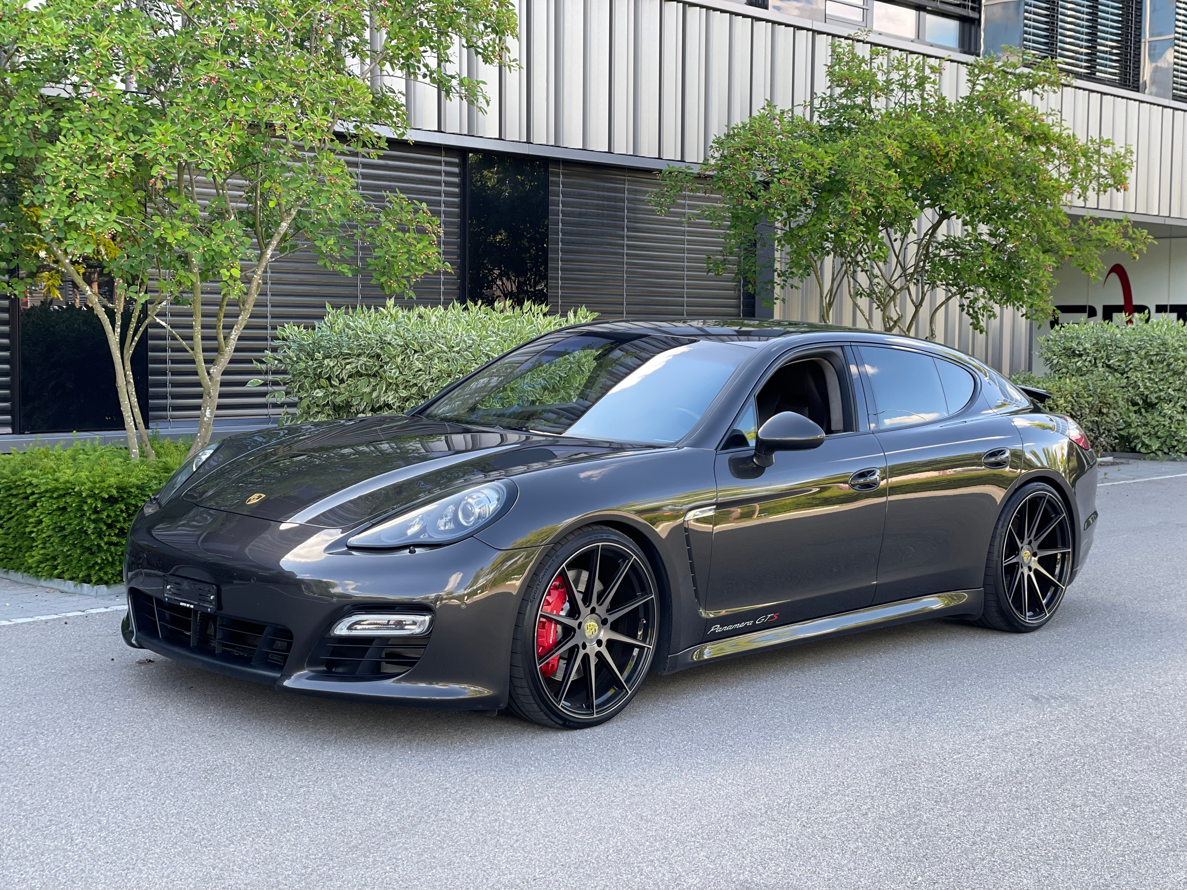 PORSCHE Panamera GTS 4.8 PDK