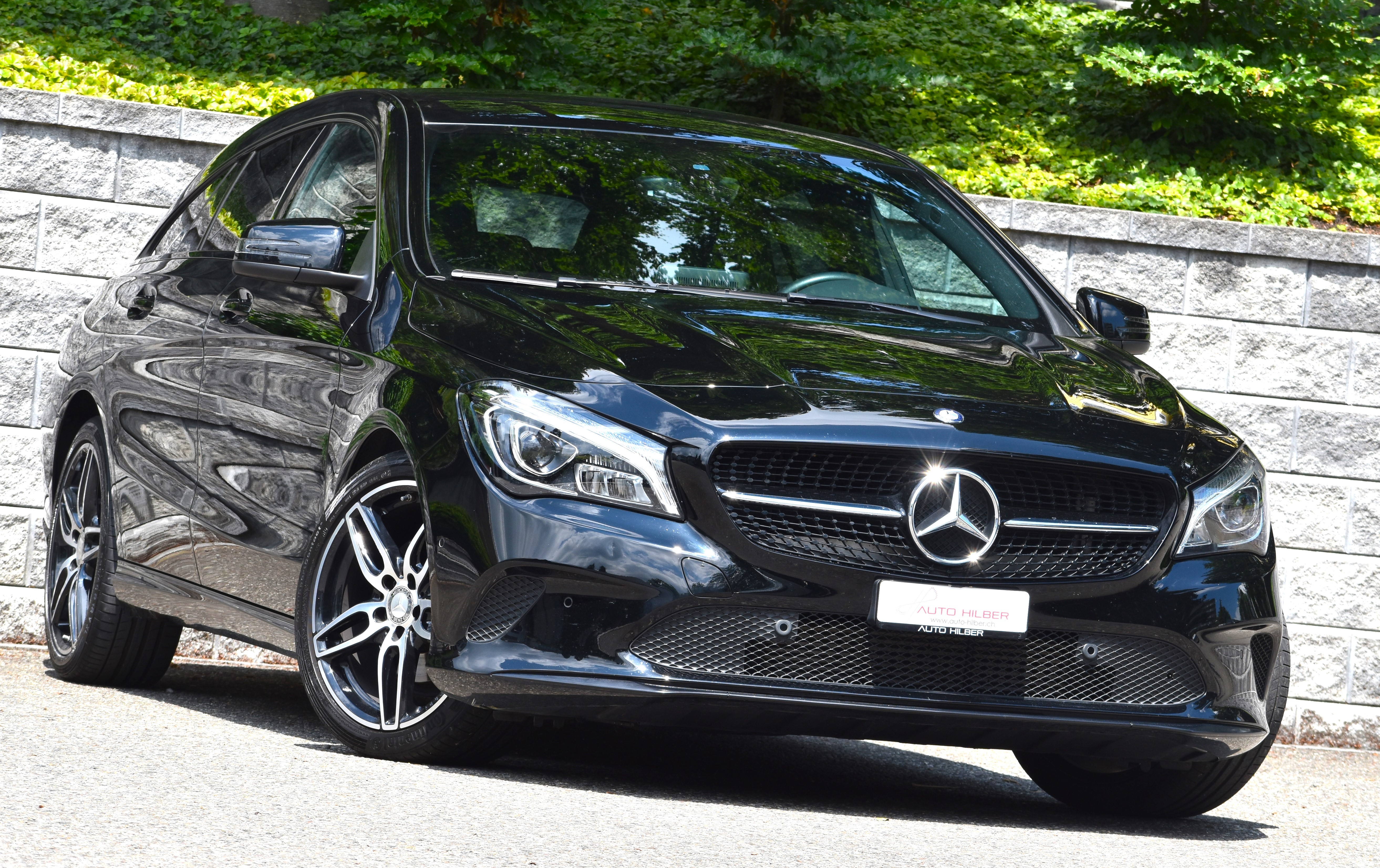 MERCEDES-BENZ CLA Shooting Brake 200 Night Star