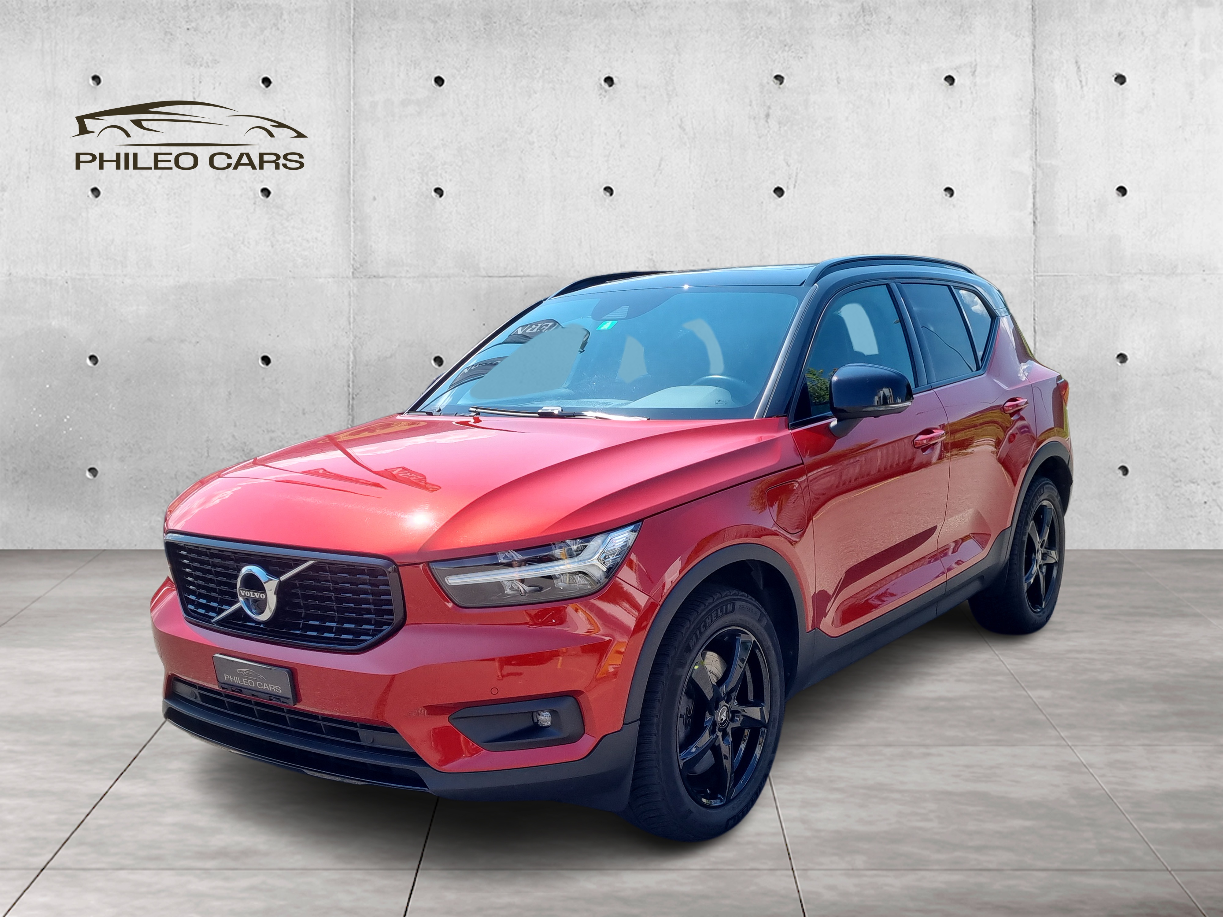 VOLVO XC40 T4 TwE PiH R-Design DCT