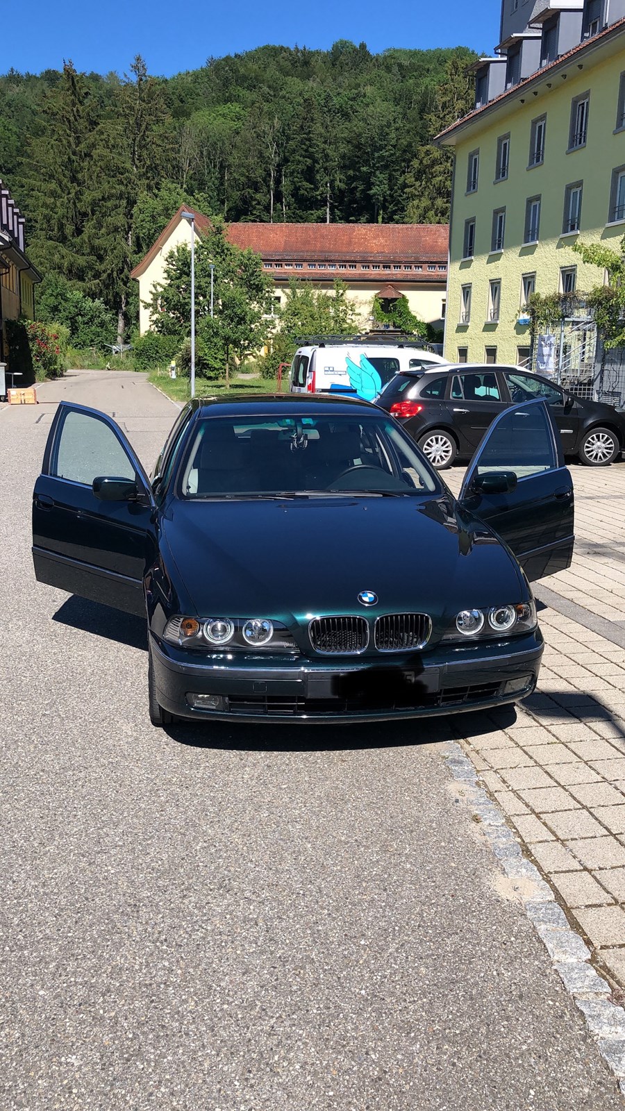 BMW 528 i