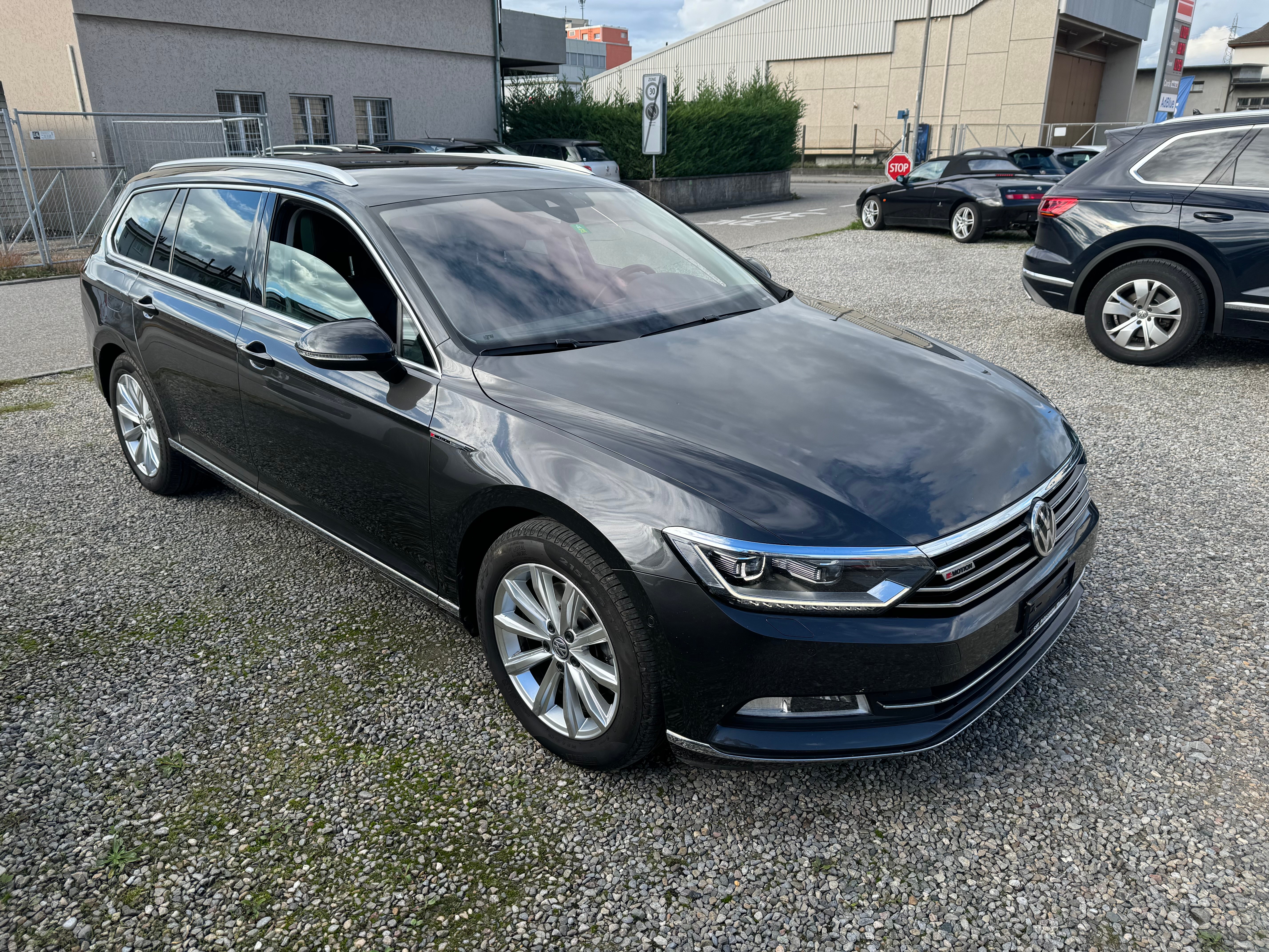 VW Passat Variant 2.0 TDI BMT Sport DSG 4Motion