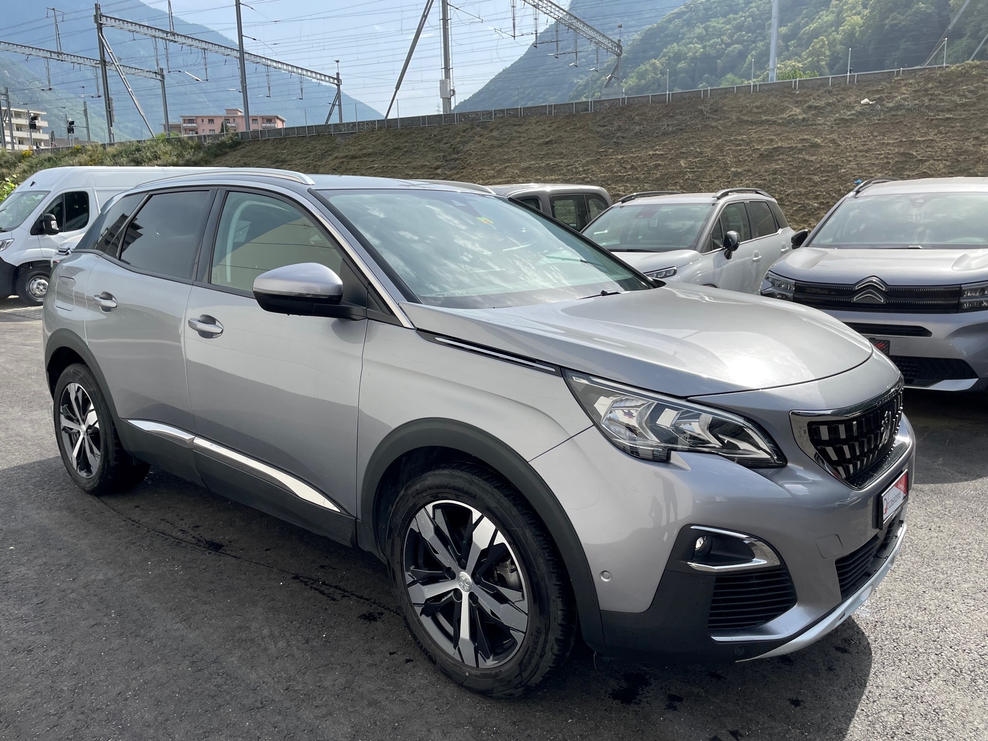 PEUGEOT 3008 1.5 BlueHDi Allure EAT