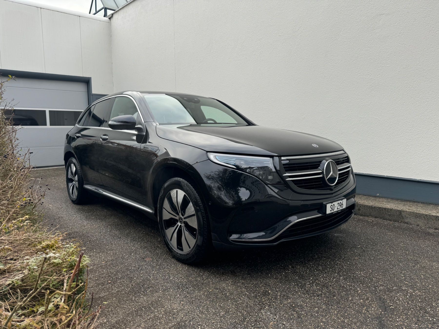 MERCEDES-BENZ EQC 400 AMG Line 4Matic