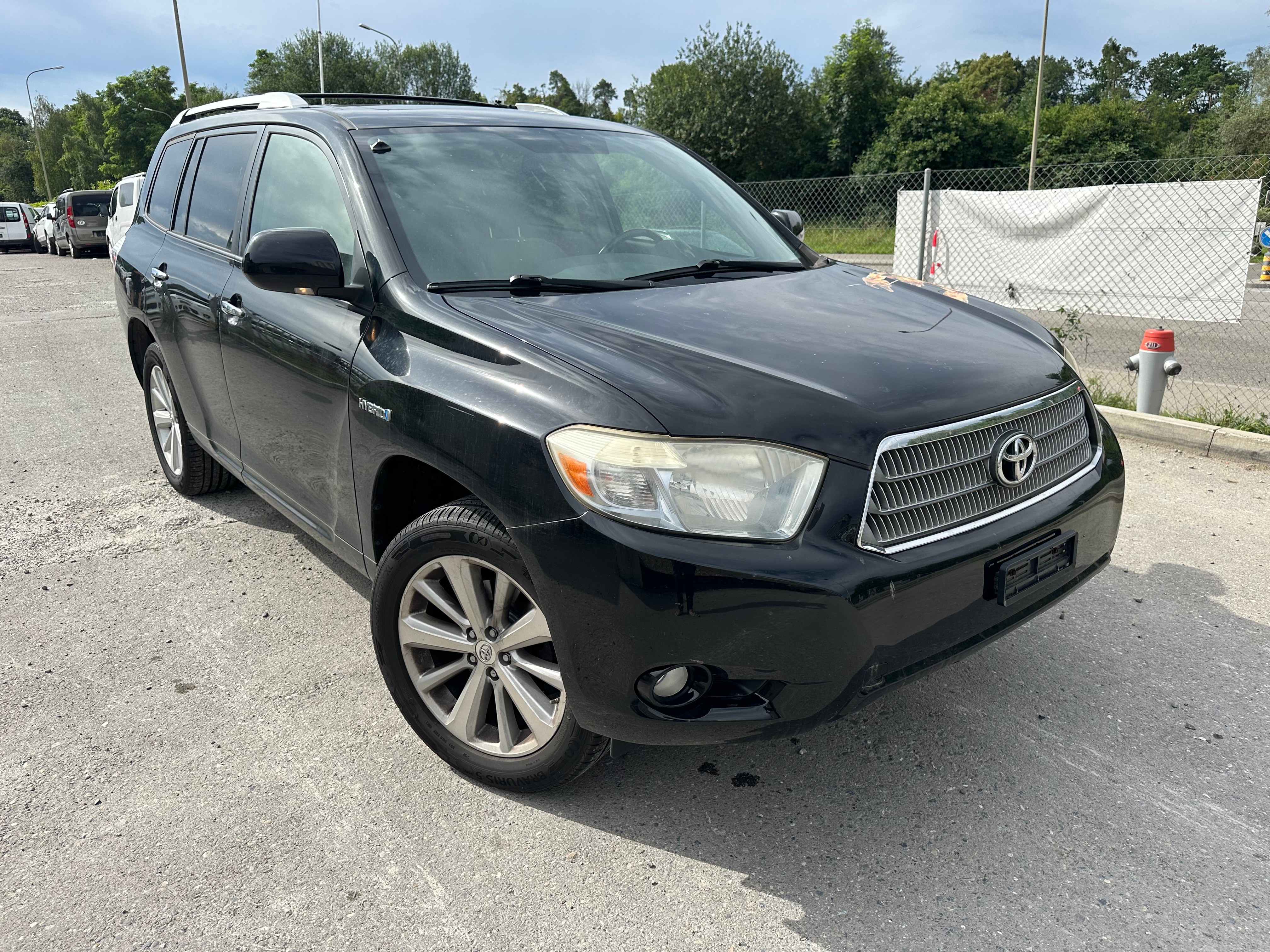 TOYOTA Highlander Hybrid