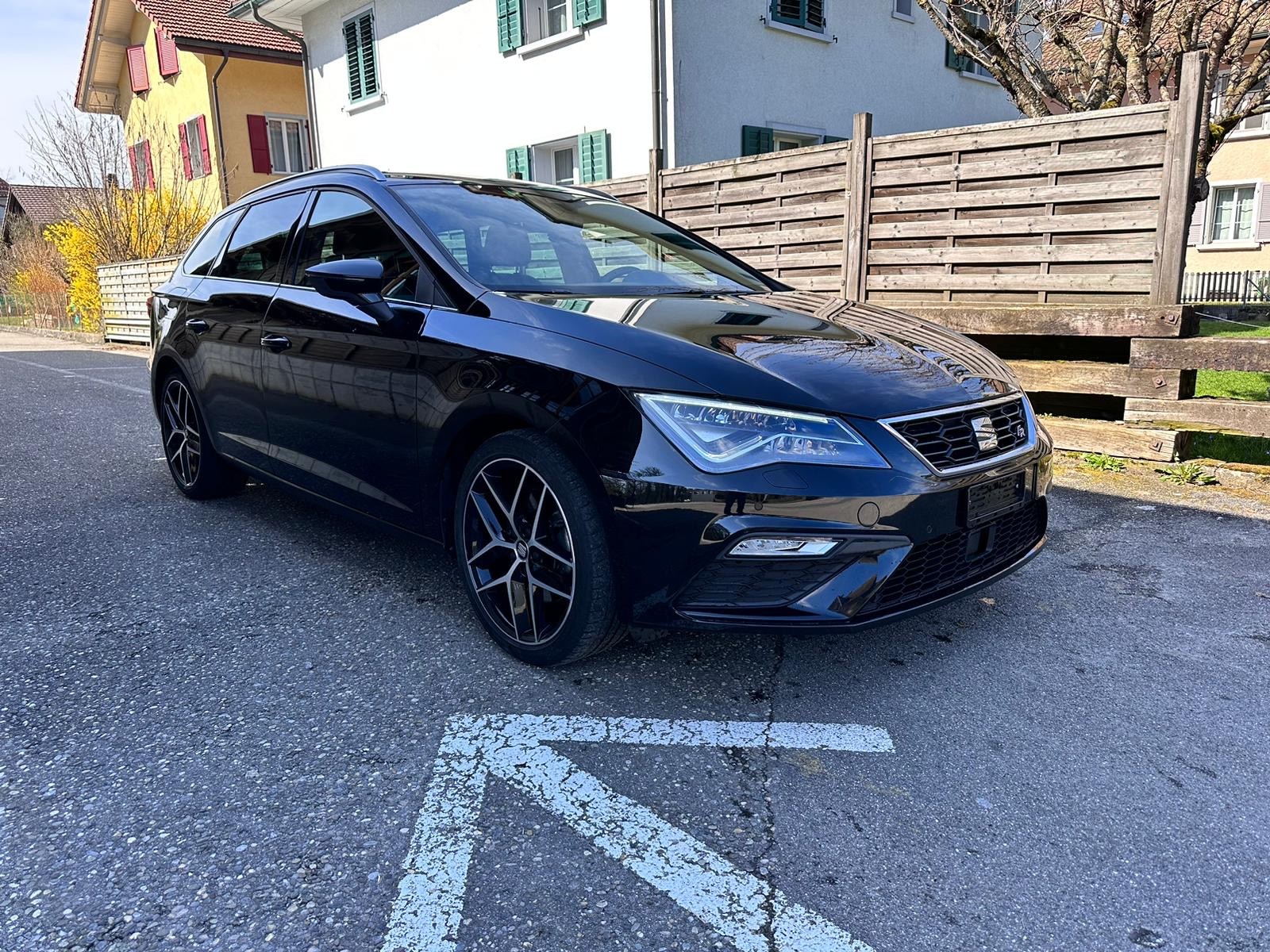 SEAT Leon ST 2.0 TSI FR DSG