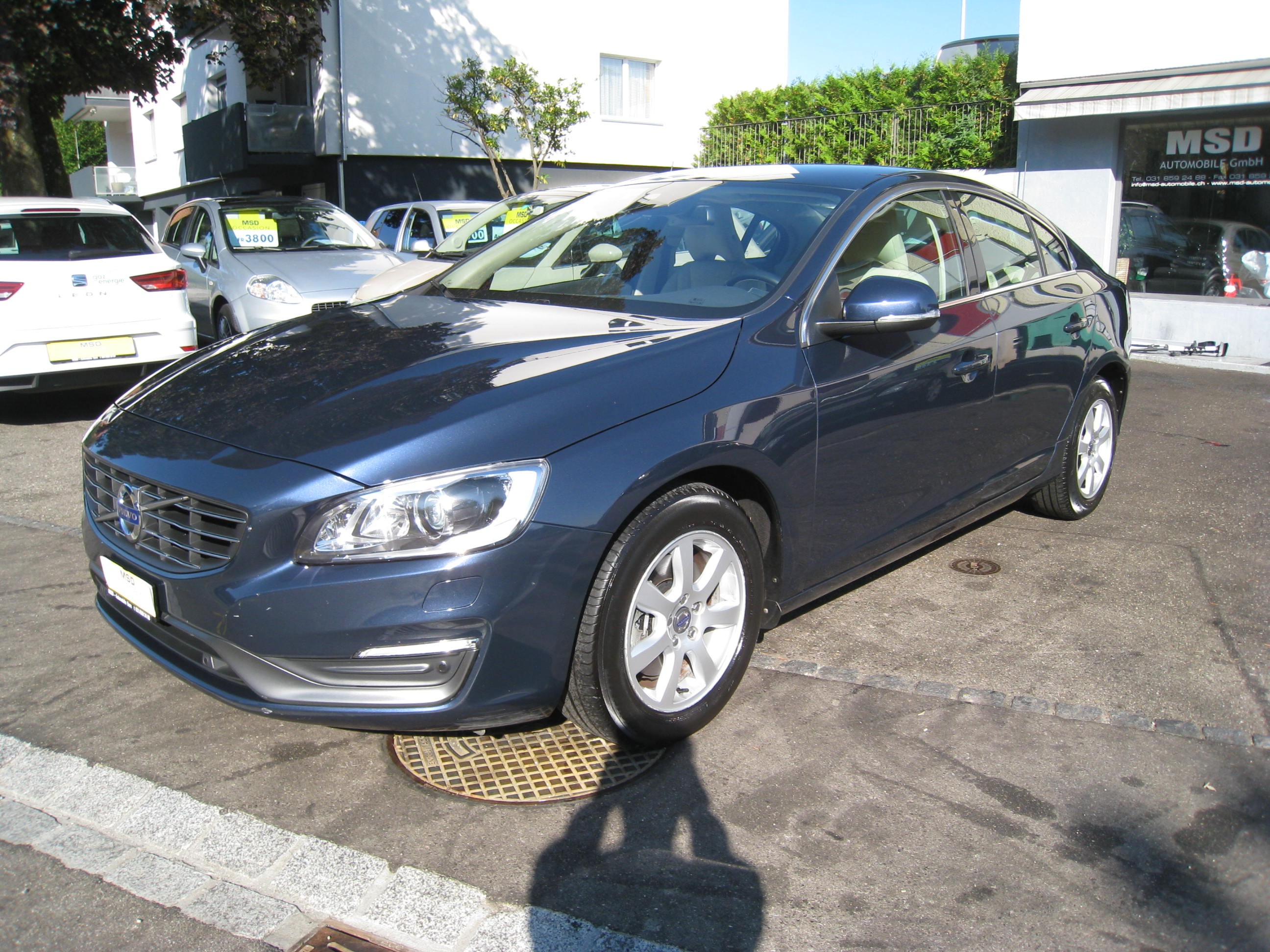 VOLVO S60 T4 Momentum Powershift