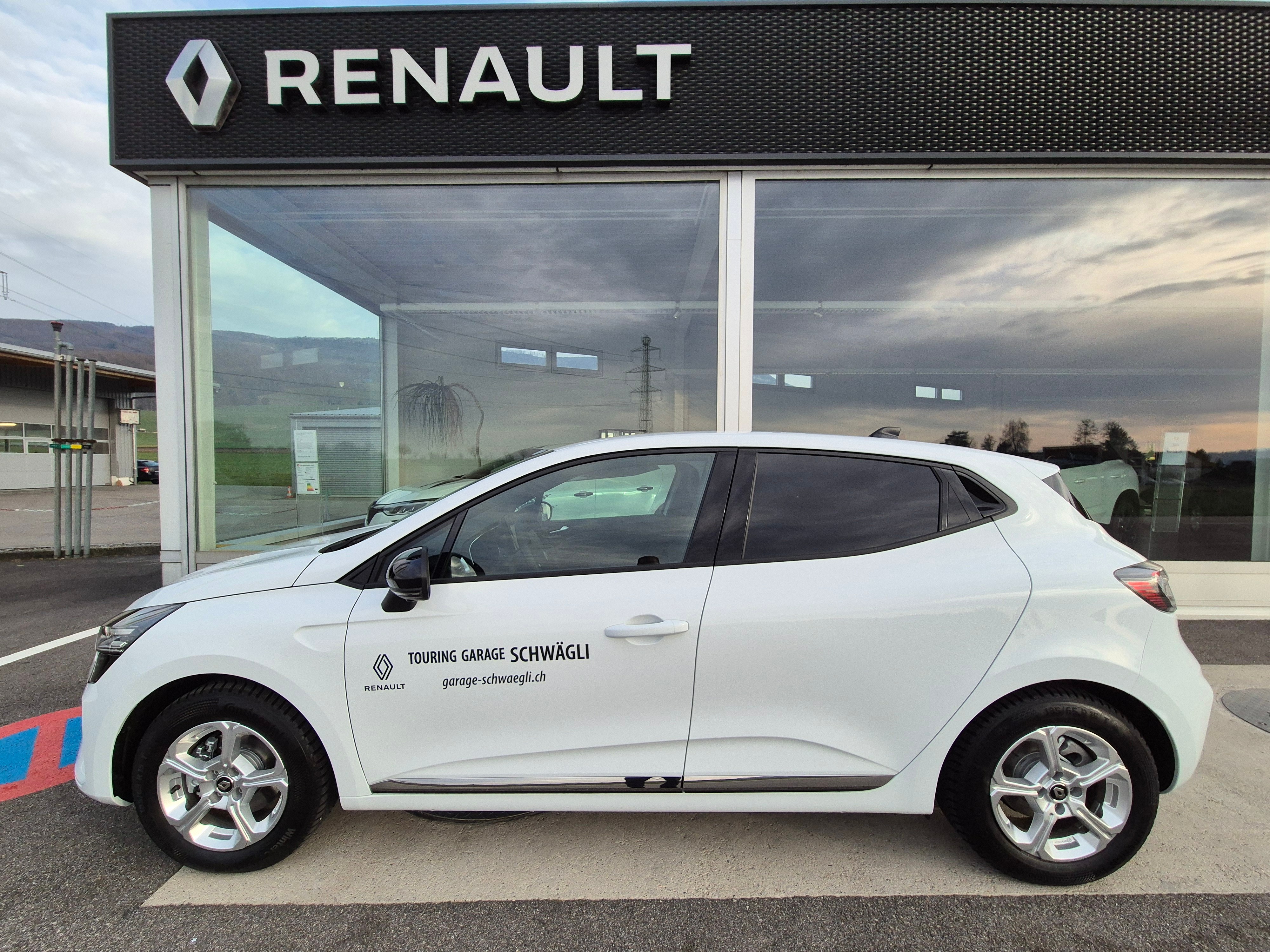 RENAULT Clio 1.6 E-Tech Techno