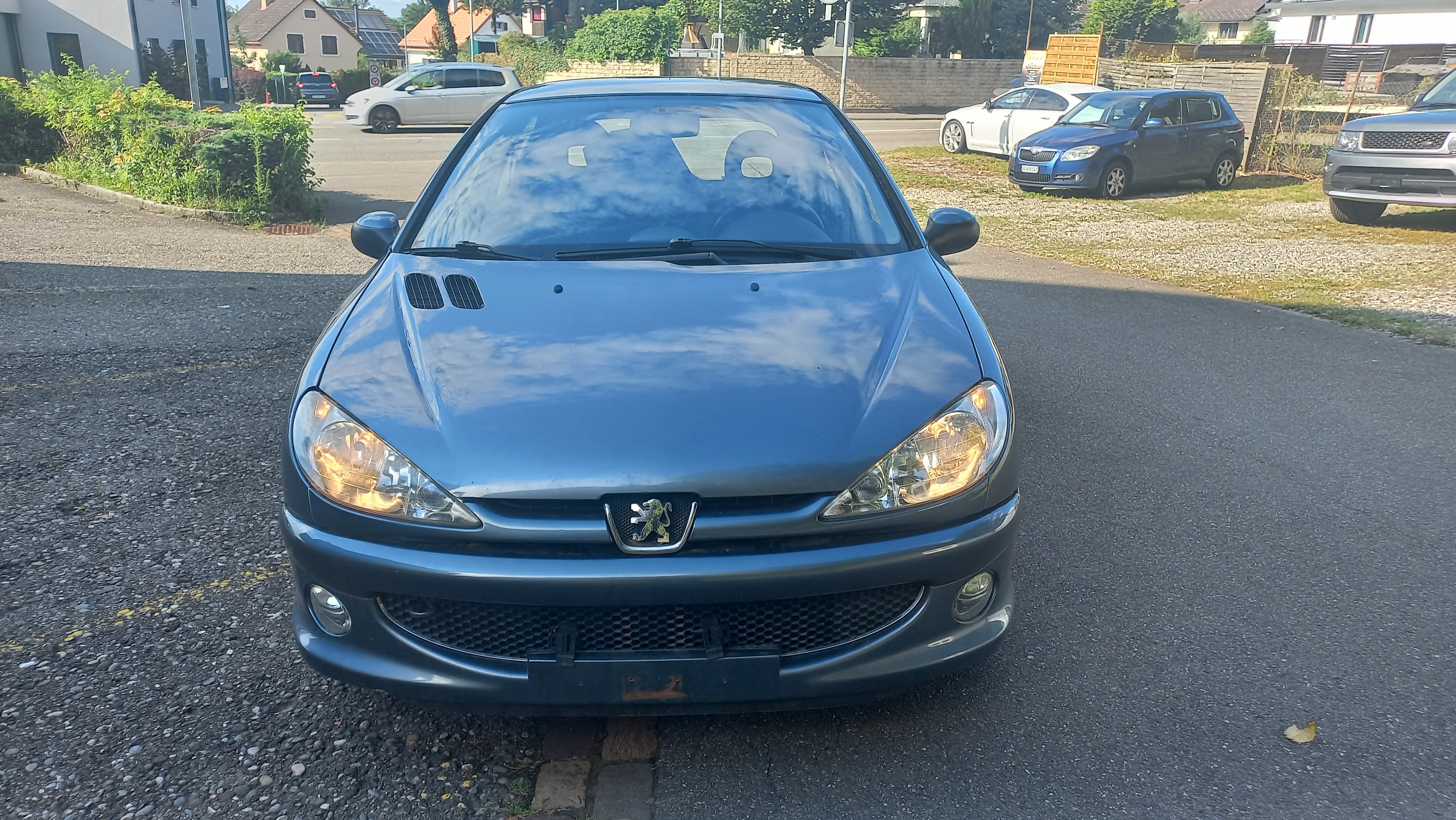 PEUGEOT 206 1.4 Look