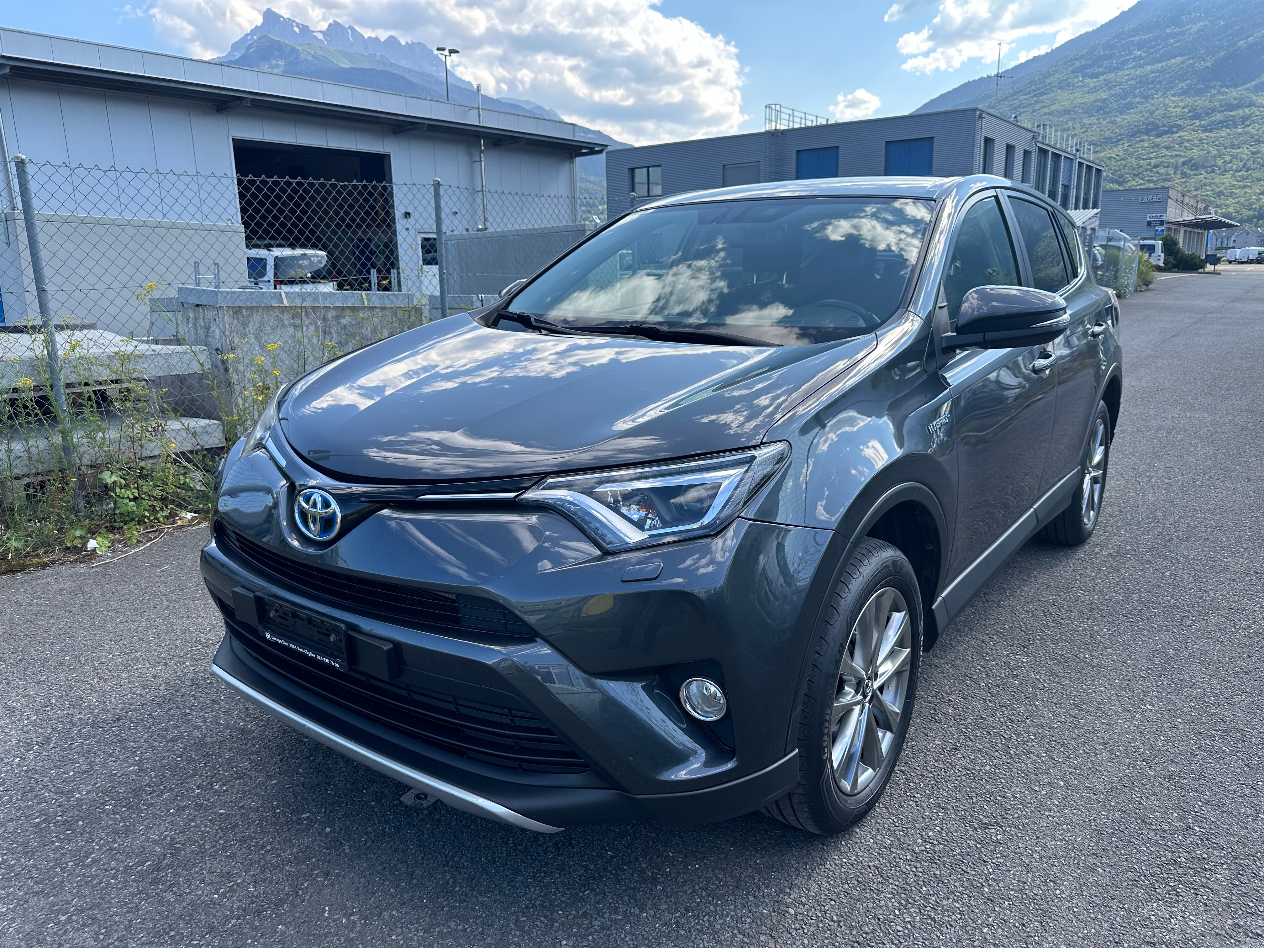 TOYOTA RAV-4 2.5 HSD Trend e-CVT