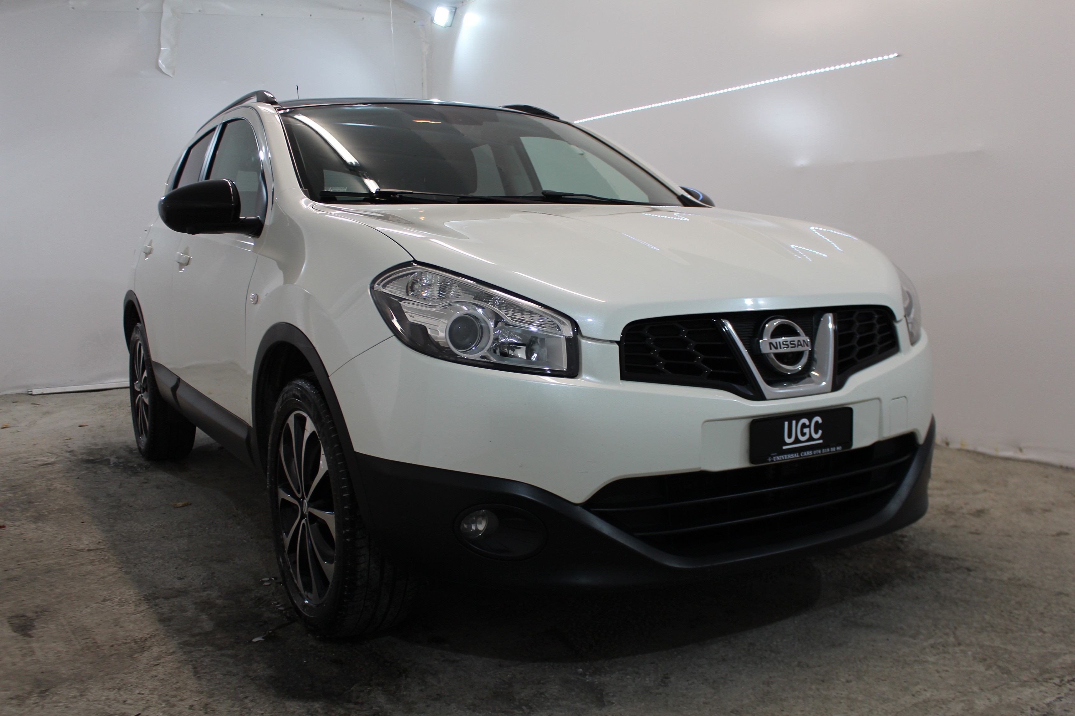 NISSAN Qashqai 2.0 4WD 360 XTronic CVT