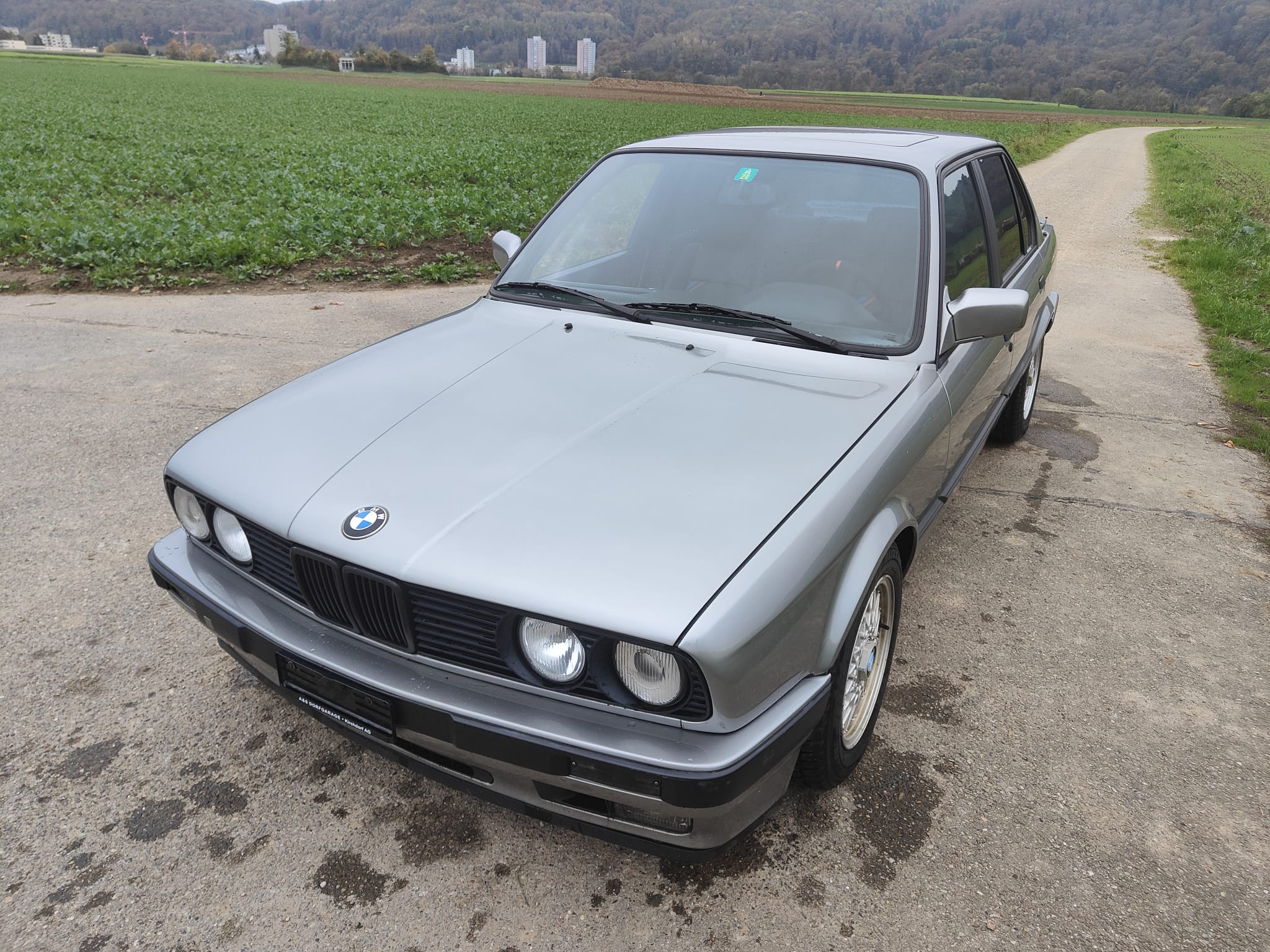 BMW 325i