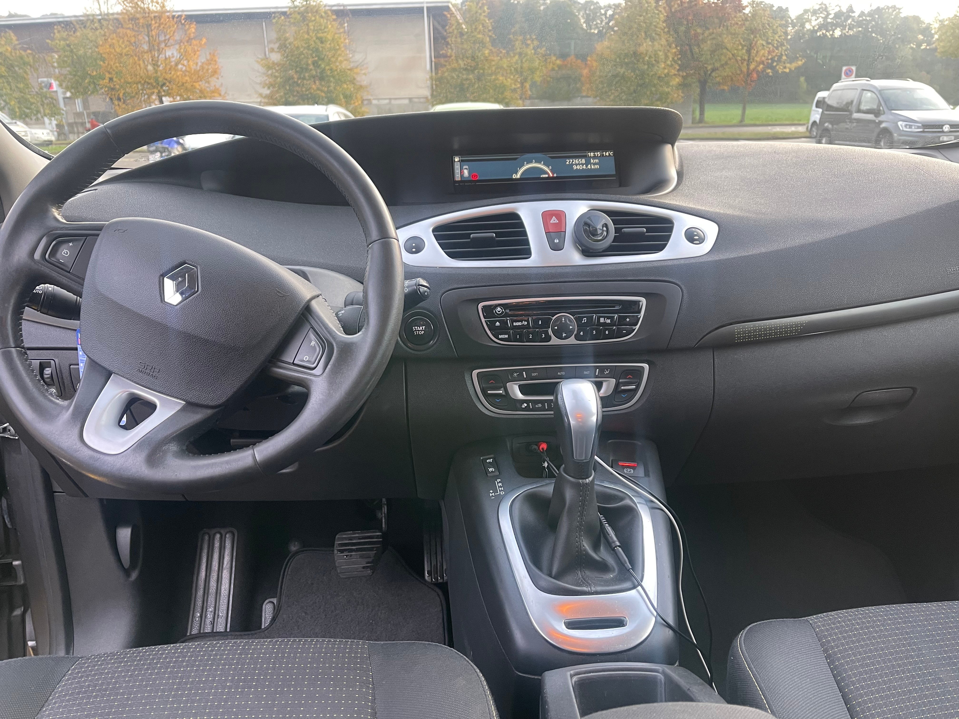 RENAULT Scénic 1.5 dCi Dynamique EDC