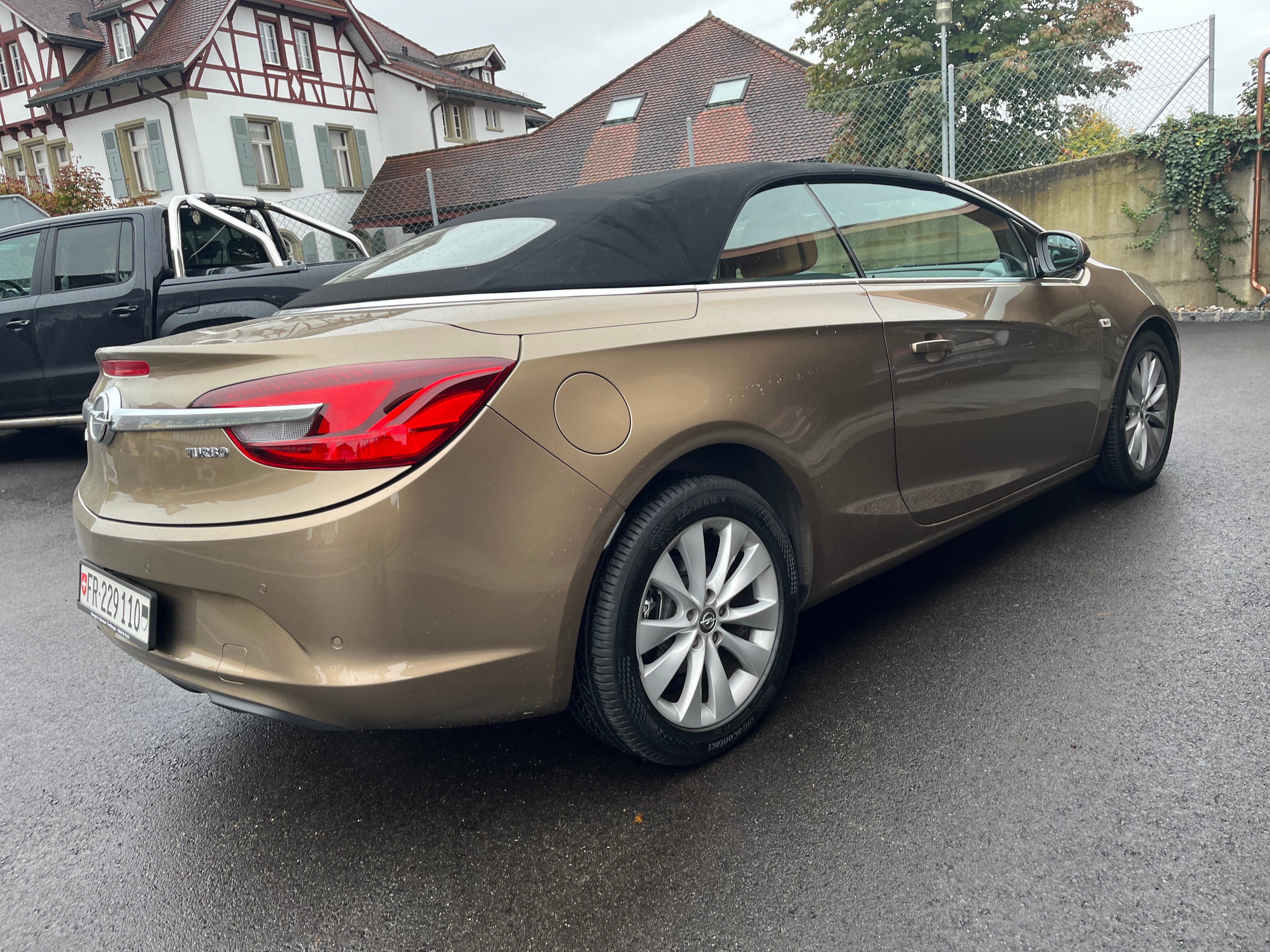 OPEL Cascada 1.6i 16V Cosmo Automat