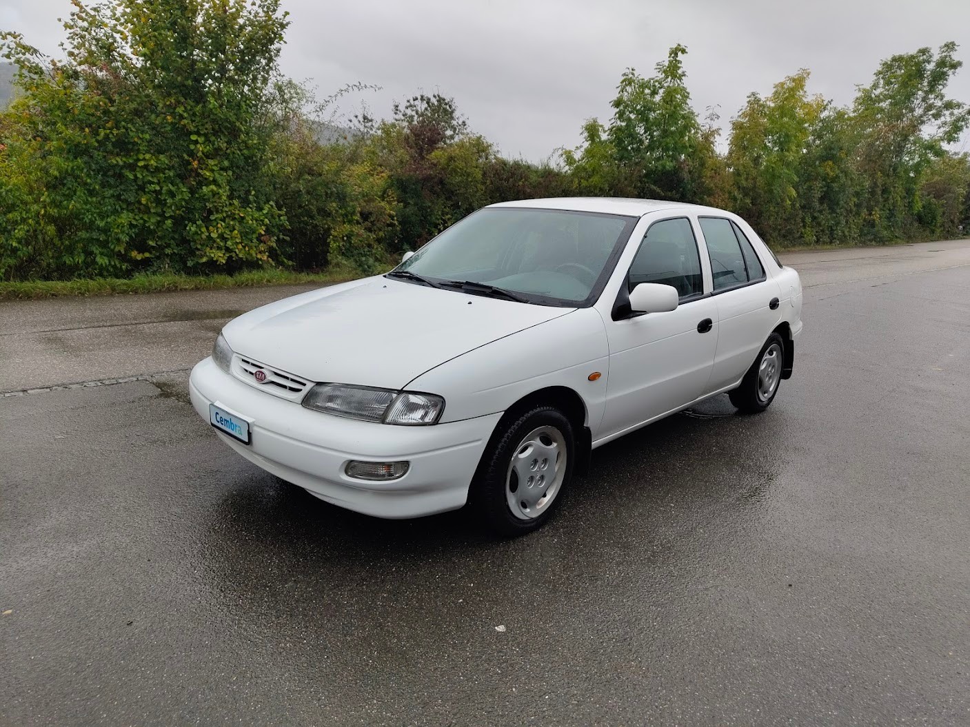 KIA Leo 1.8 GLX