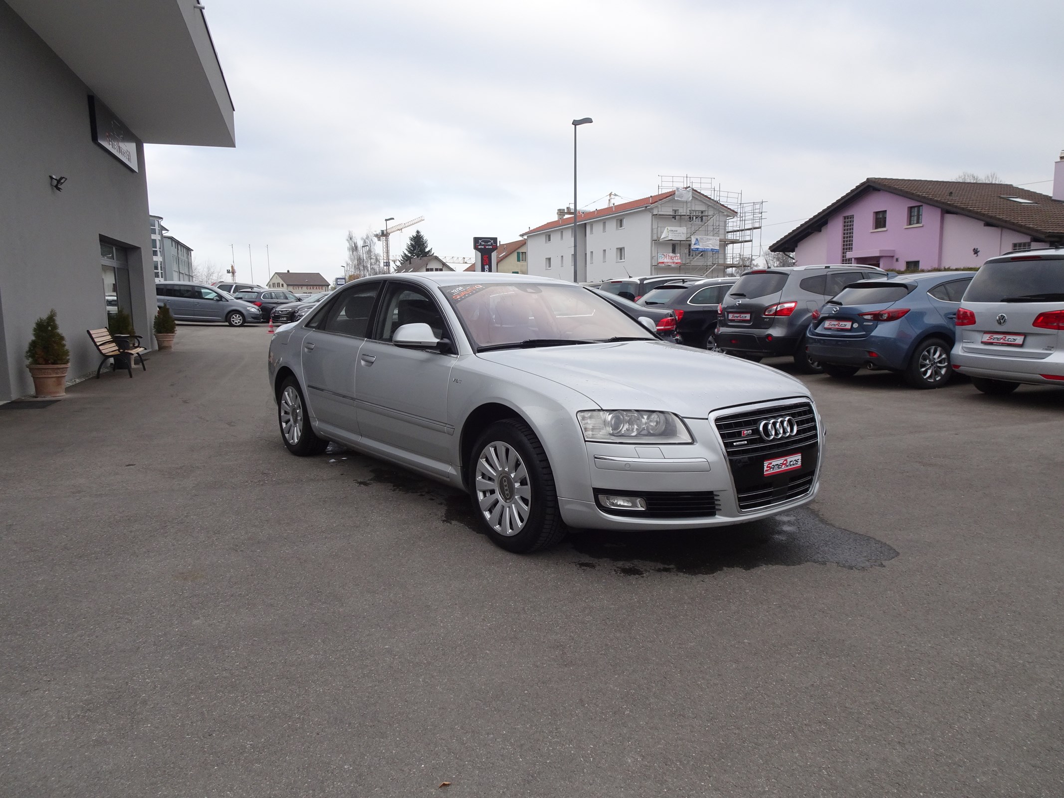 AUDI A8 4.2 FSI quattro tiptronic