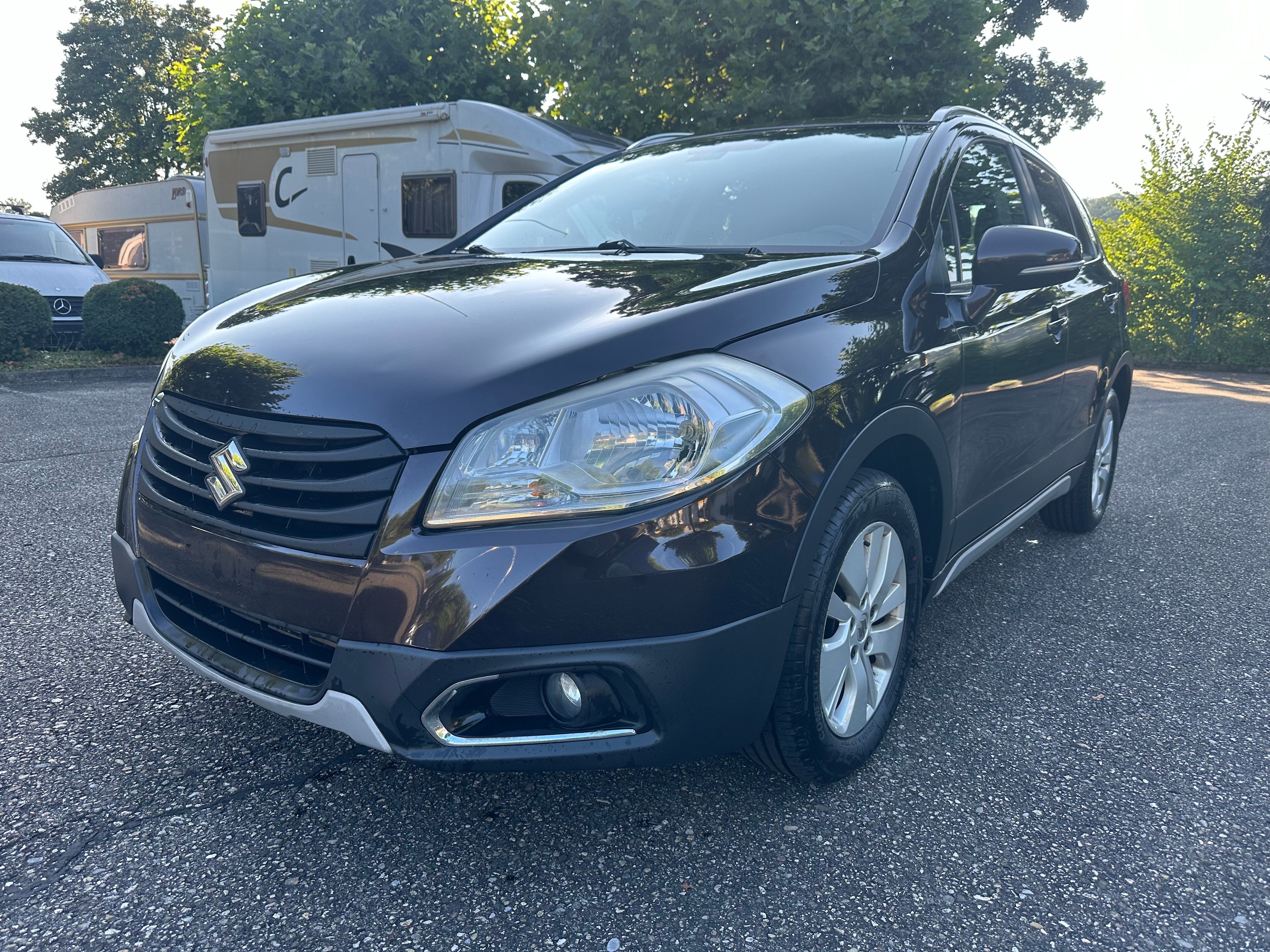 SUZUKI SX4 S-Cross 1.6 TD Compact Top 4WD